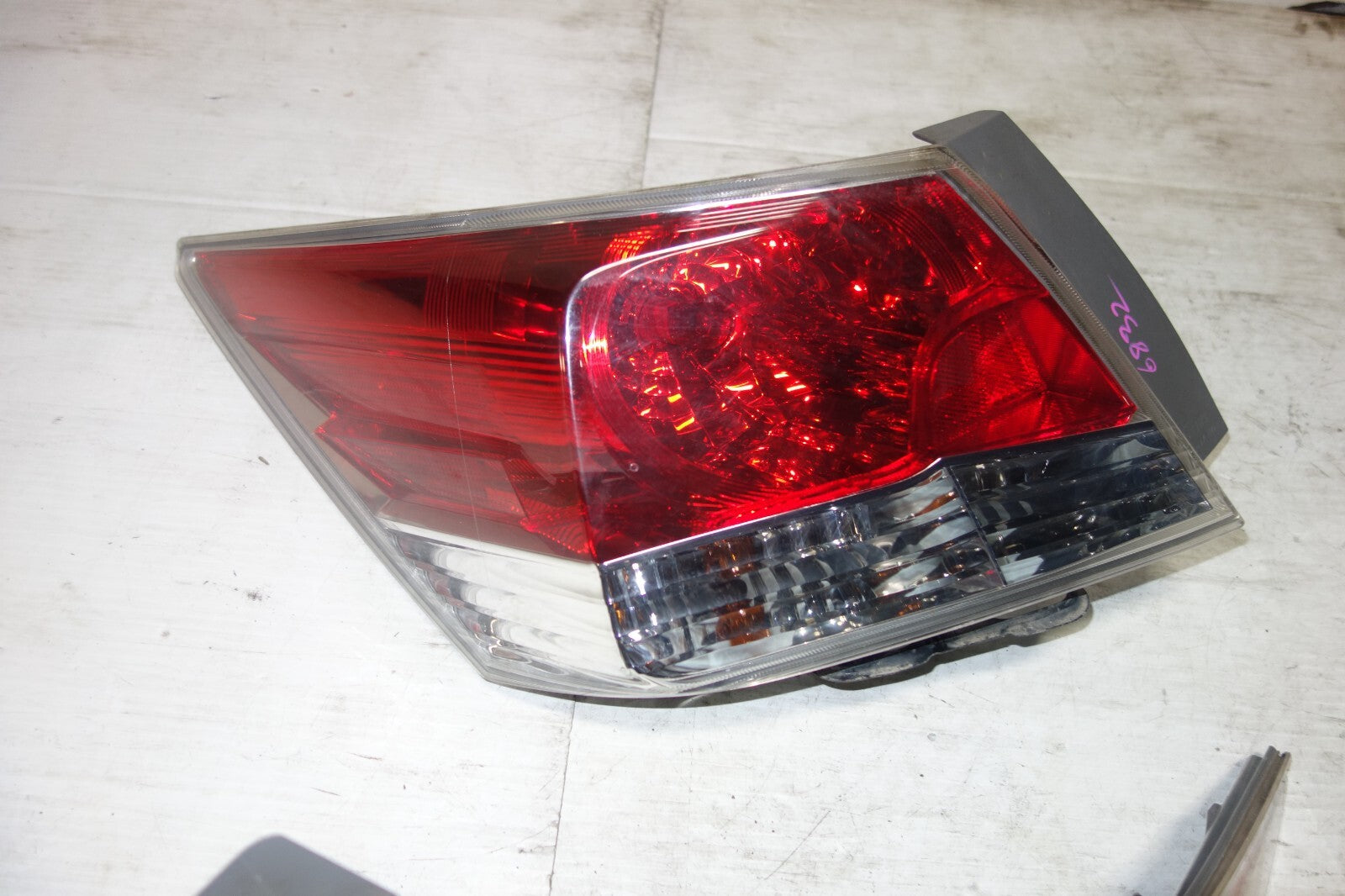 JDM GENUINE HONDA ACCORD INSPIRE CP3 OEM TAIL LIGHTS TAIL LAMPS 4 DOOR 2008-2012