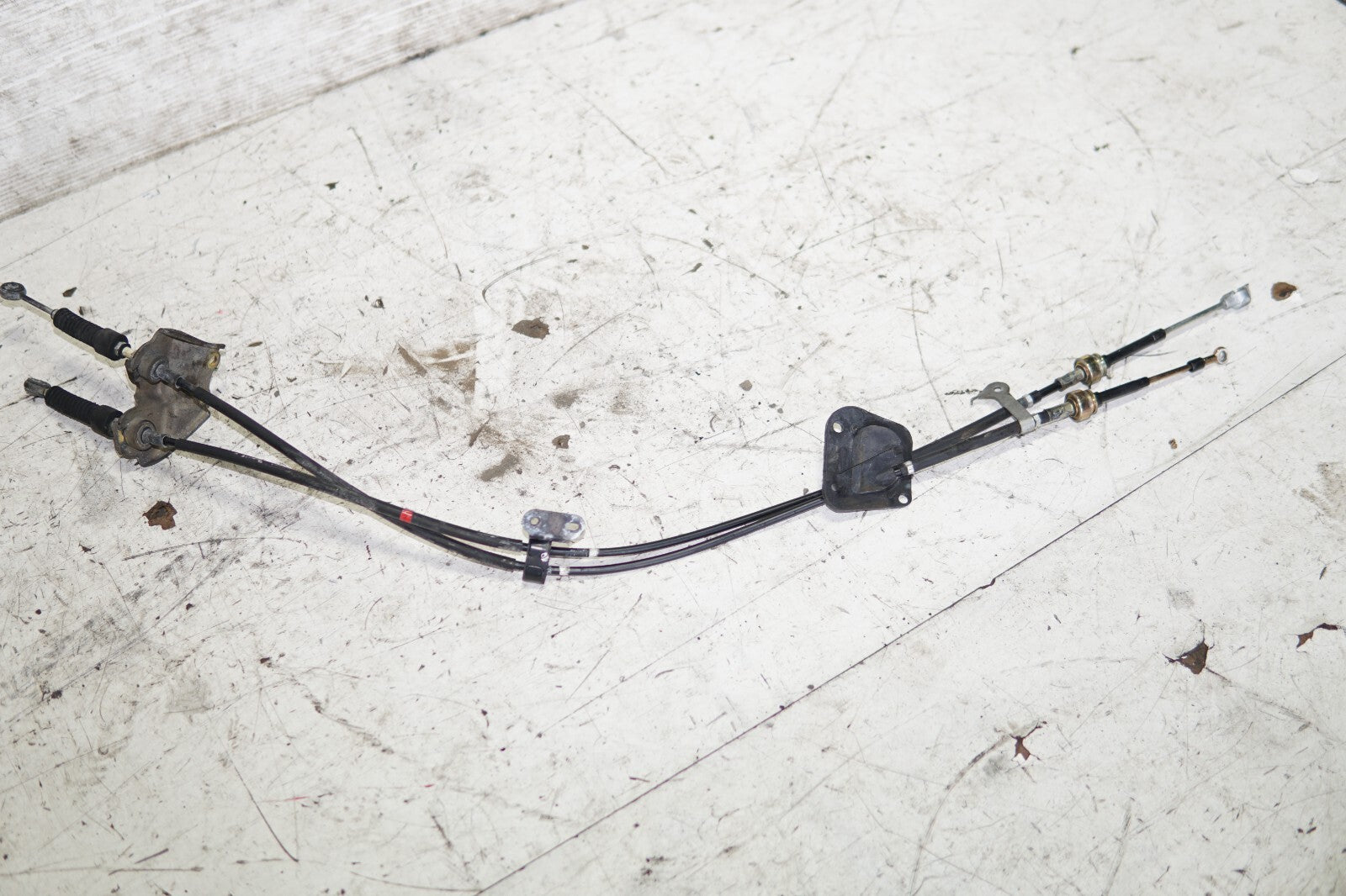 JDM 2001-2005 TOYOTA CELICA ZZT231 OEM SHIFTER CABLE 6 SPEED MANUAL M/T MF-568