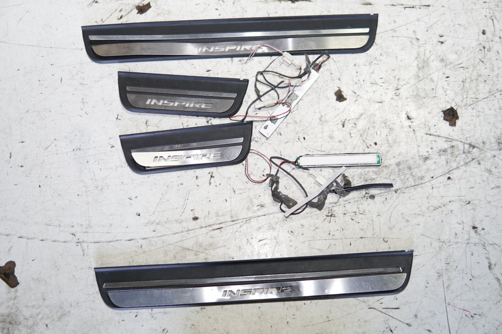 JDM 08 -12 HONDA INSPIRE ACCORD CP3 DOOR SILLS TRIM SCUFF PLATE SIDE STEP LIGHTS