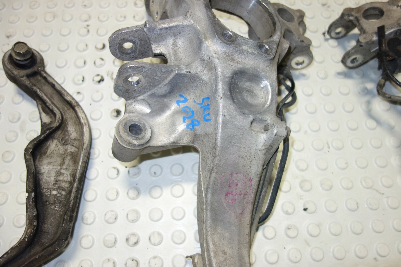 JDM Subaru Legacy Spec-B Aluminum Rear Trailing Arms 2005 2006 2007 2008 2009