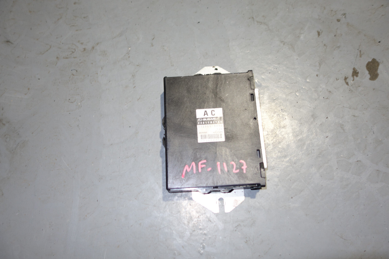 JDM Subaru Legacy Turbo 6Speed ECU Computer EJ20 22611AL750 OEM ECM