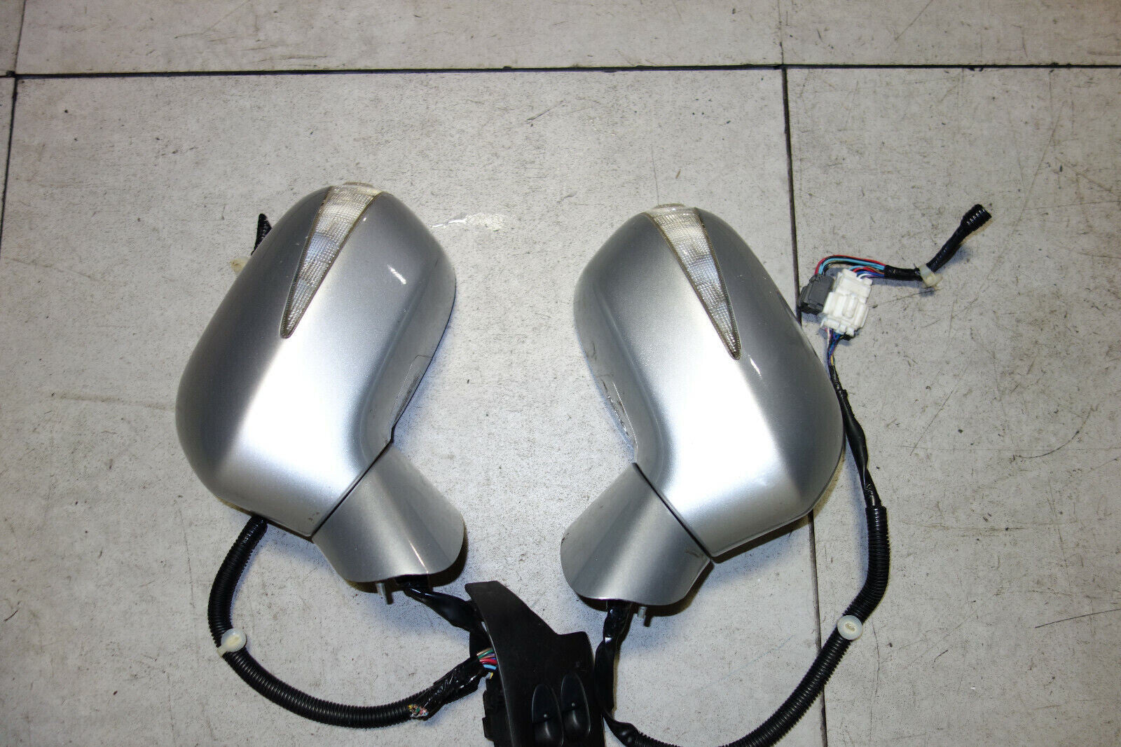 JDM Honda Civic CSX FD1 FD2 Power Folding Mirrors w/ Signal Lights 2006-2011 OEM