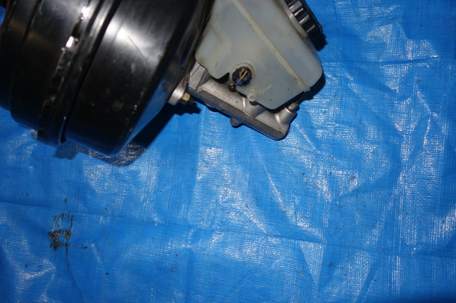 JDM Lexus LS430 OEM Brake Booster & Master Cylinder 2001-2006 #6075