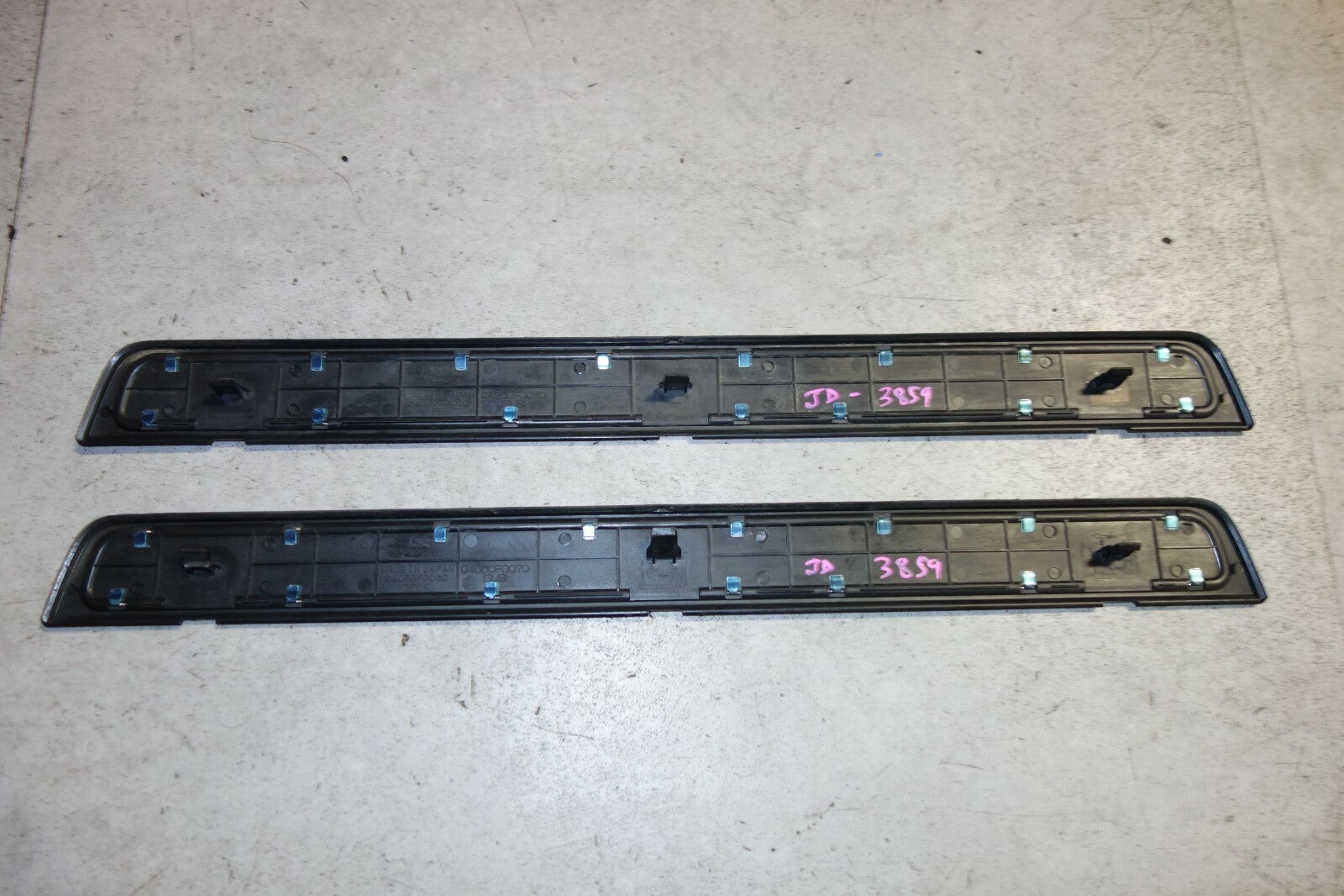 JDM 2008-2012 SUBARU IMPREZA WRX STI GRB OEM DOOR SILLS SCUFF PLATES STEPS SILL