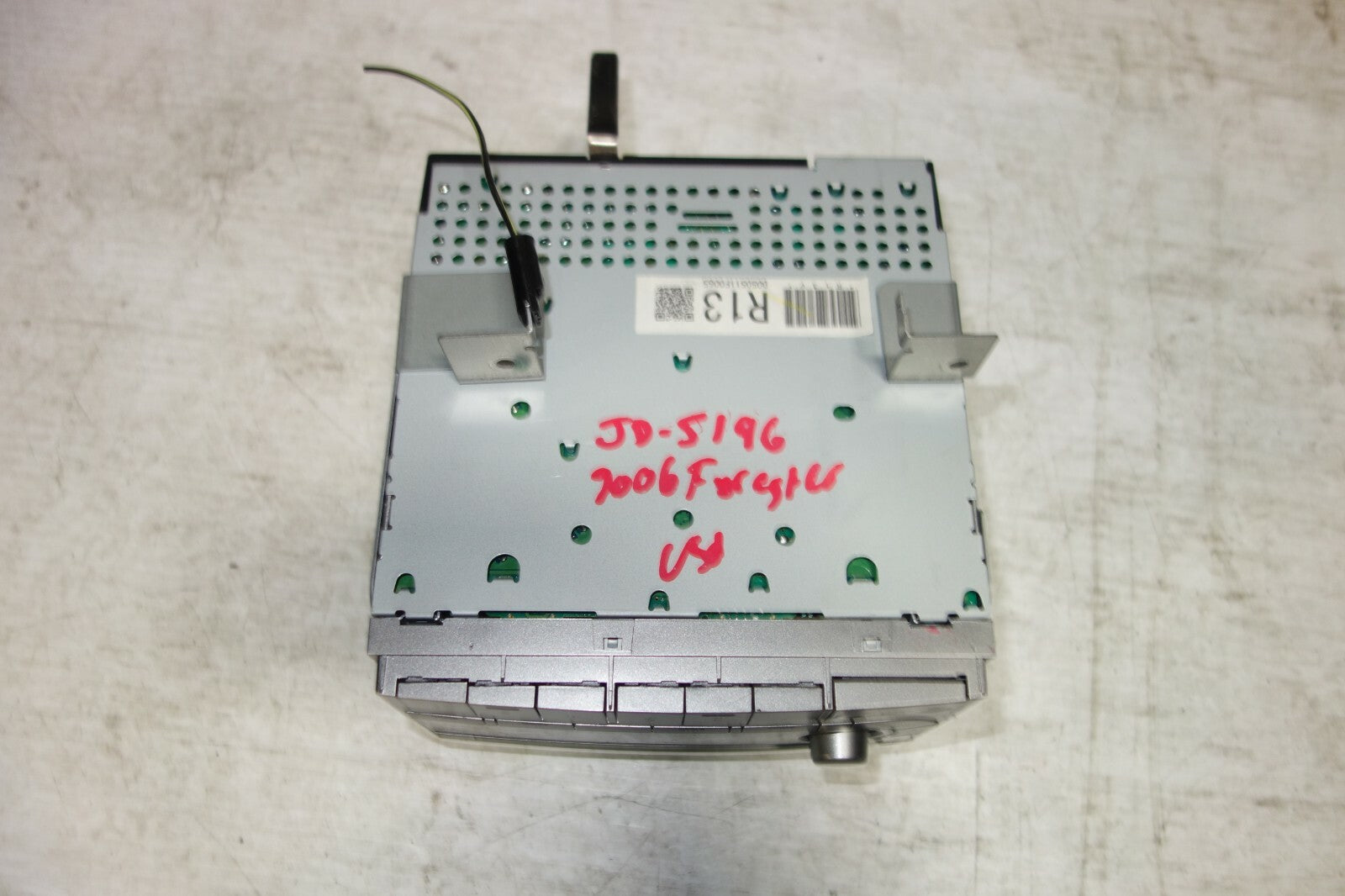 Subaru Forester OEM 6 DISC CD Player Changer Radio SG5 2006-2008