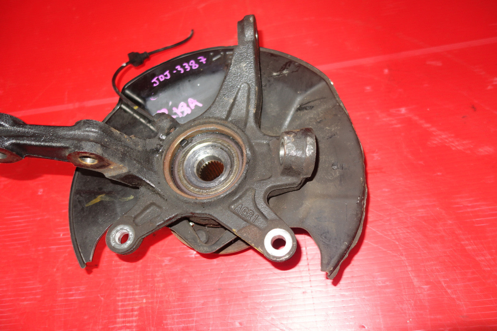 JDM Honda Civic / CSX OEM Front Right Wheel Hub Bearing Spindle RH 2006-2011