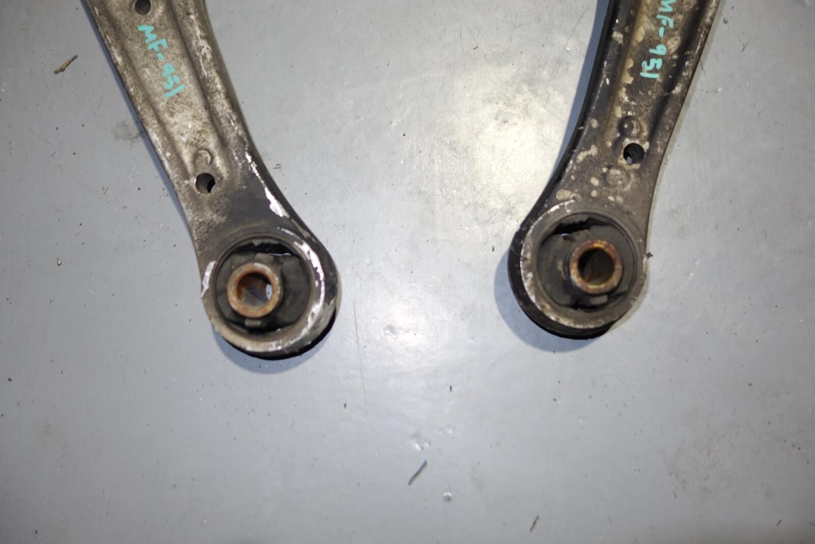 JDM SUBARU LEGACY OUTBACK OEM SPEC-B ALUMINUM FRONT LOWER CONTROL ARM 2005-2009