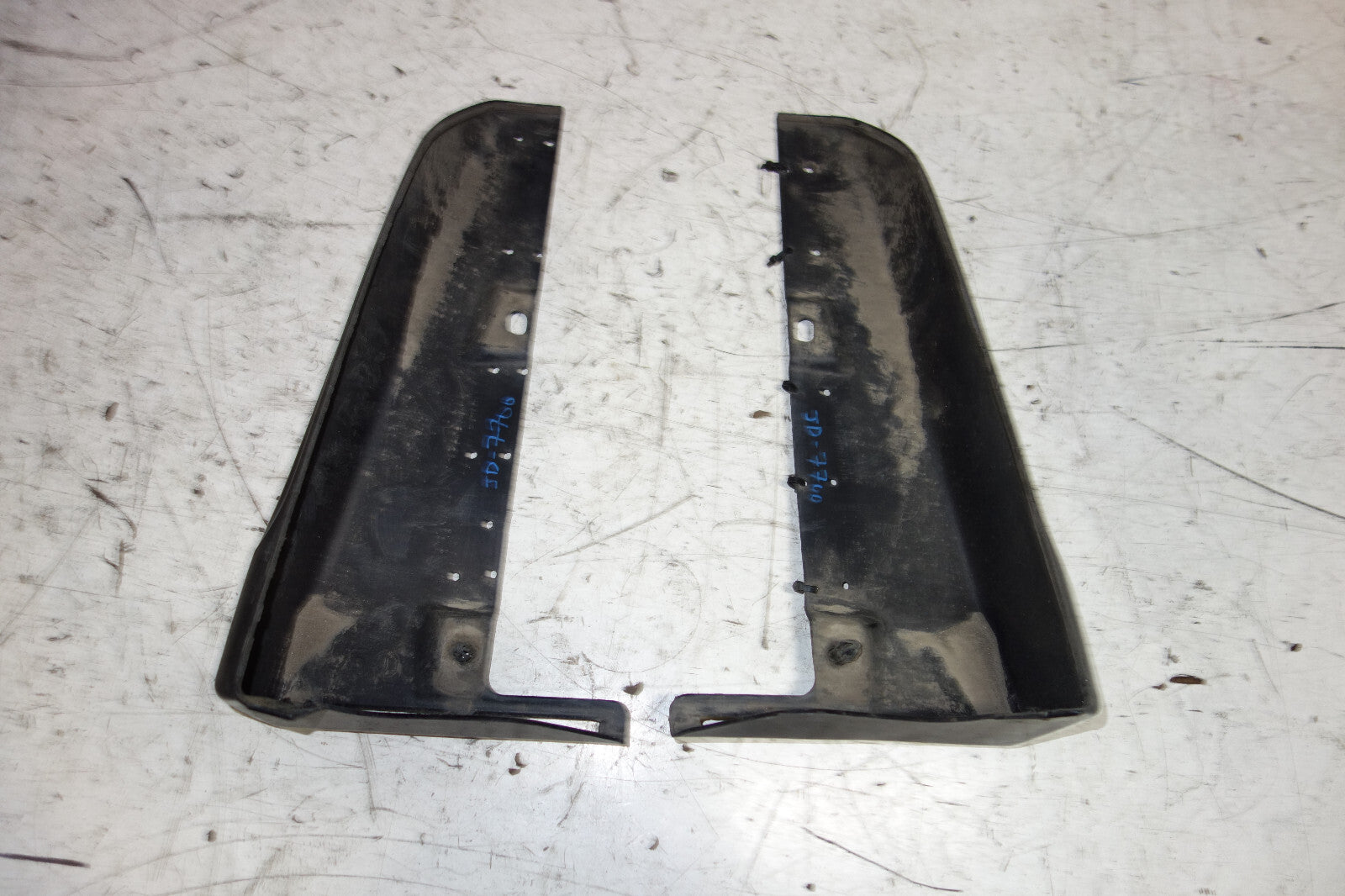 JDM Subaru Legacy Outback Rear Bumper Spats Wagon 2005 2006 2007 2008 2009 OEM