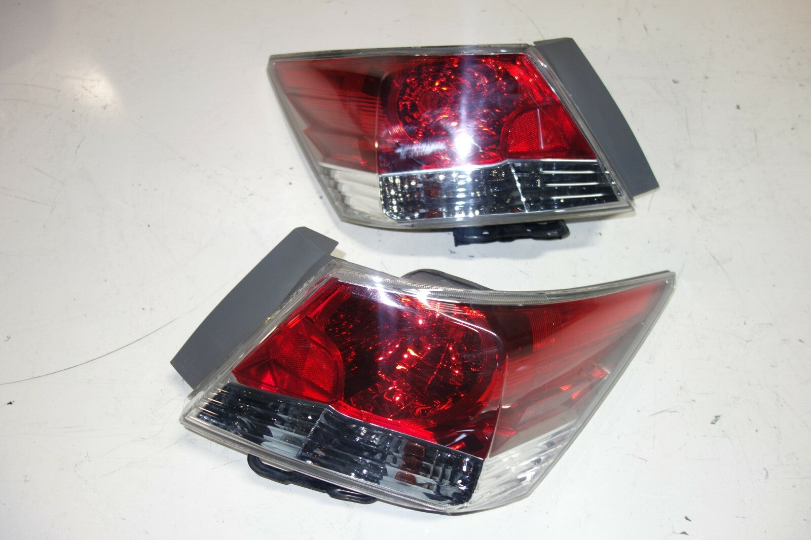 2011-2012 JDM Honda Accord CP3 Tail Lights Lamps Pair OEM 4-door