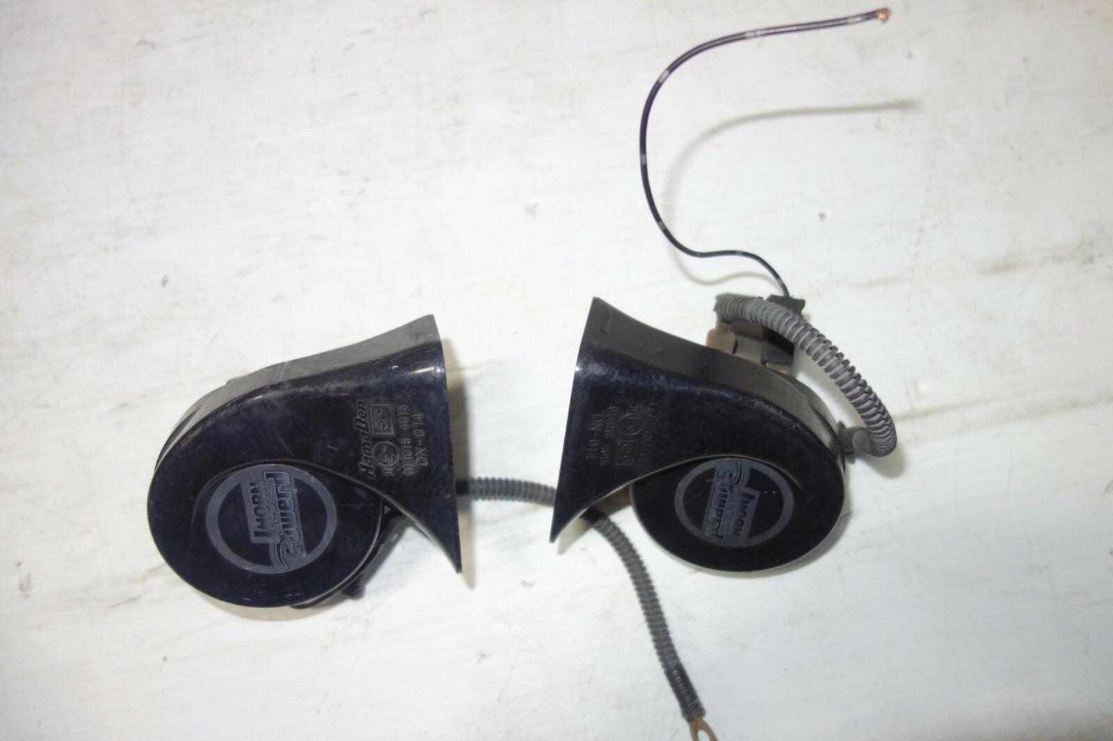 JDM 2000-2003 LEXUS RX300 JHORN POWERD USED OEM HORN 0140154015 RX-300 HORNS