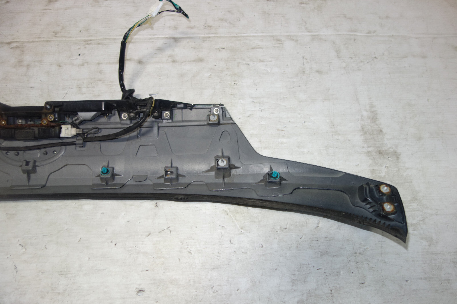 JDM Subaru Legacy BR9 Wagon Tail Gate Rear Garnish 2010 2011 2012 2013 2014