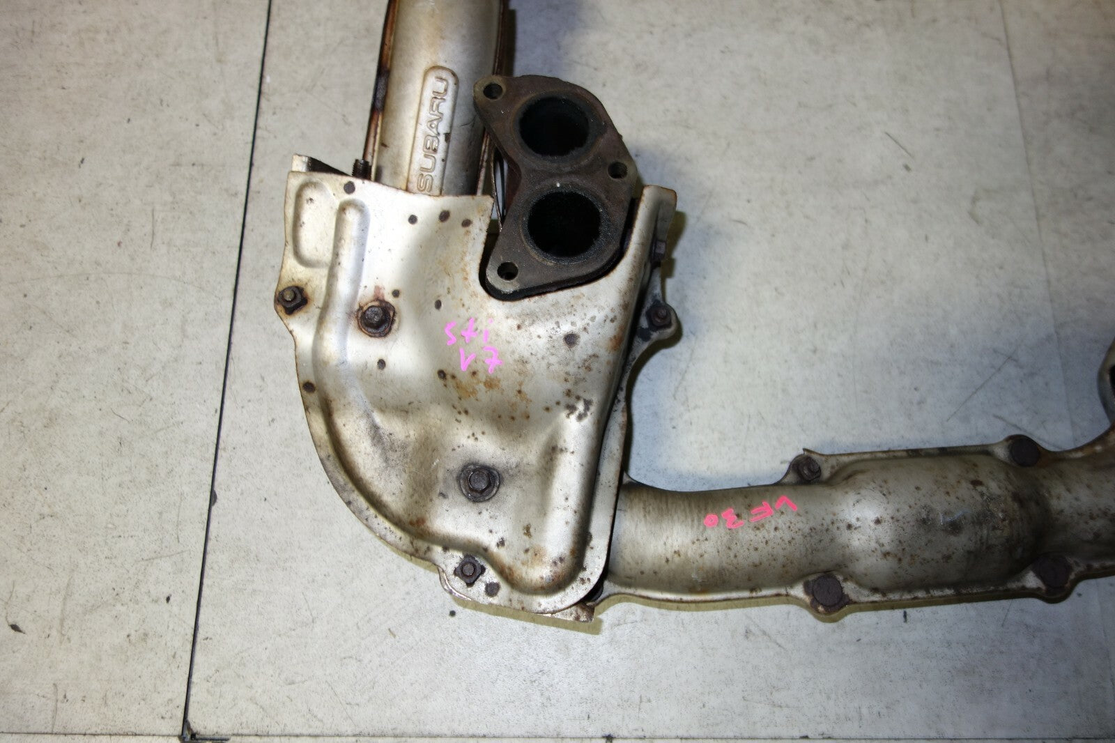 JDM Subaru impreza WRX STI EJ207 Exhaust Manifold Pipe Turbo Single Scroll VF30