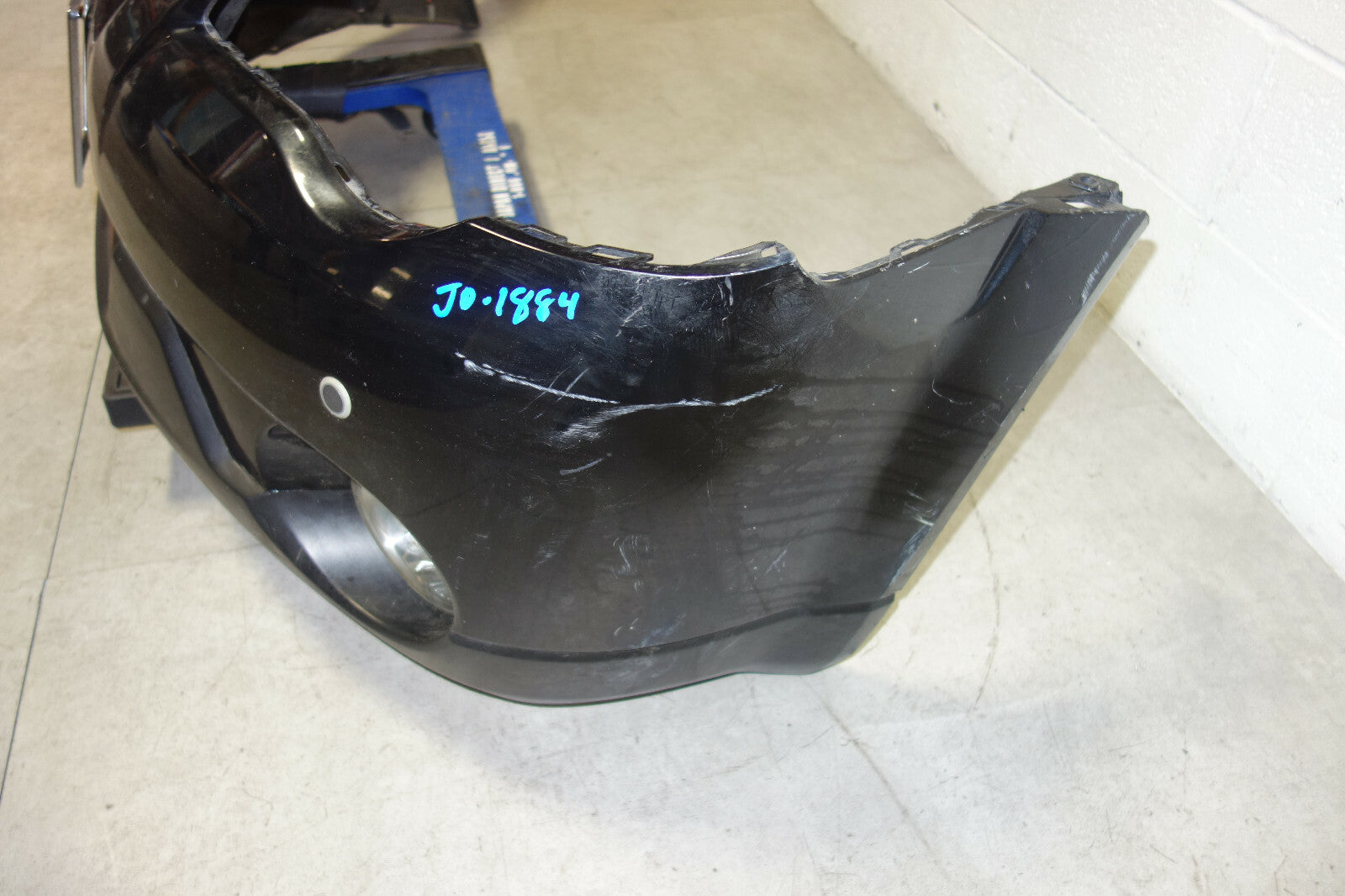 JDM Subaru Outback Wagon OEM Front Bumper Cover Assembly + Fog Lights 2008-2009
