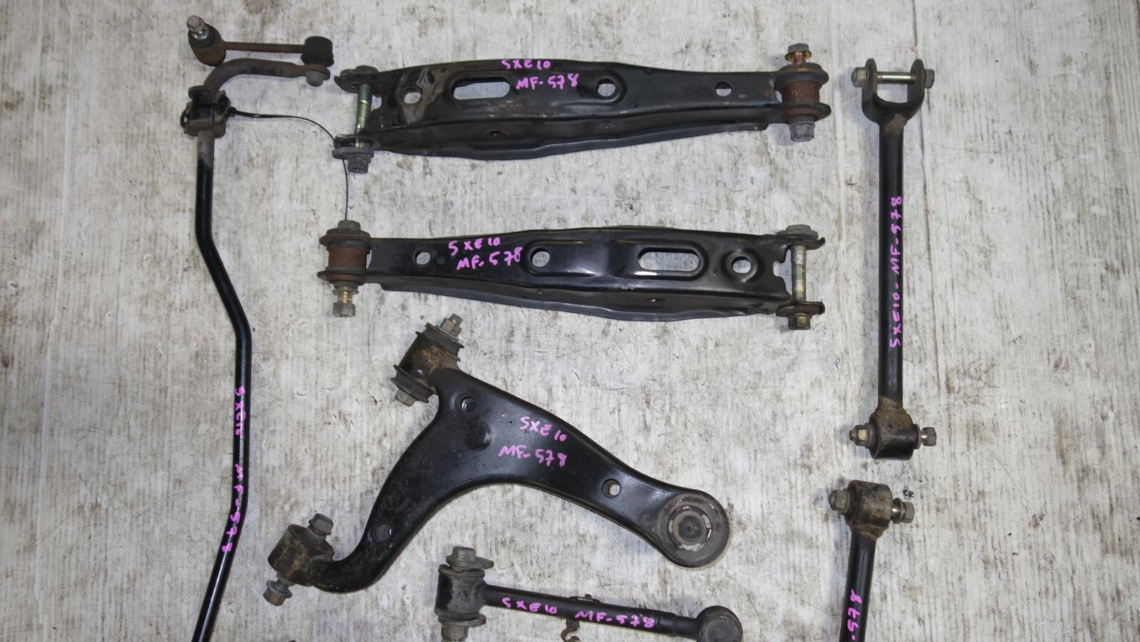 JDM Lexus IS300 / Altezza Rear Control Arms Suspension Set SXE10 OEM 2001-2005