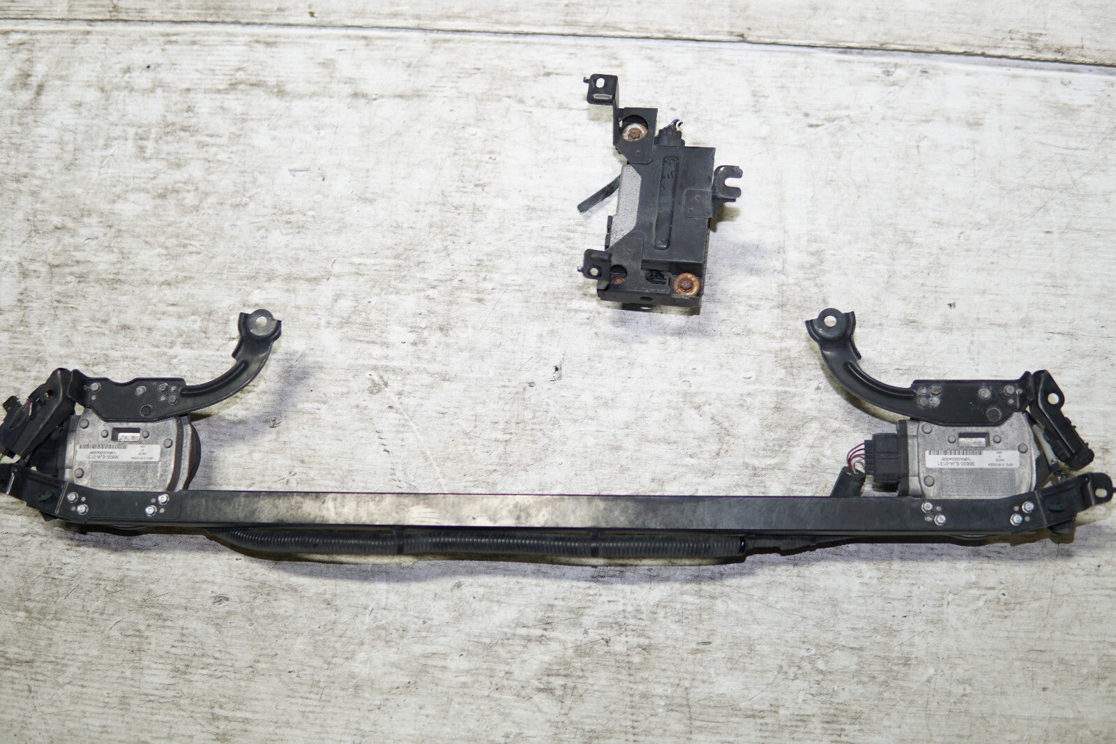 2005-2008 JDM Acura Honda Legend RL KB1 Front Sensor Radar Cruise 36830-SJA-0131