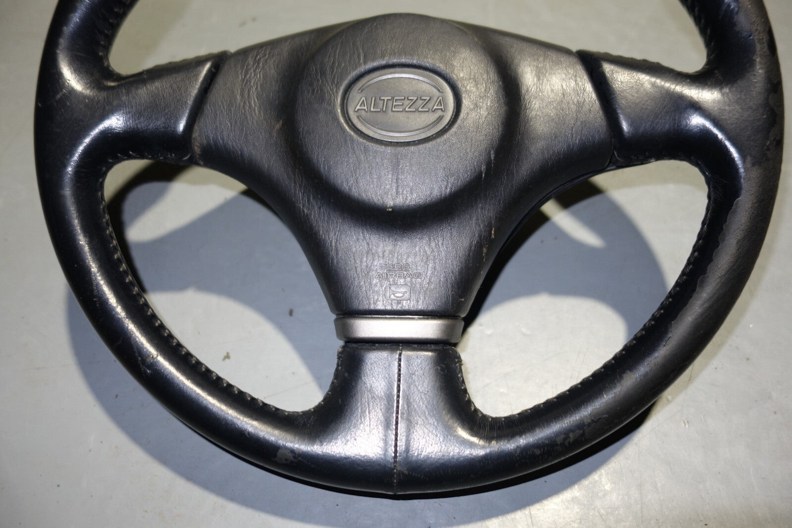 JDM Lexus IS300 / Altezza OEM Steering Wheel Hub SXE10 2001-2005