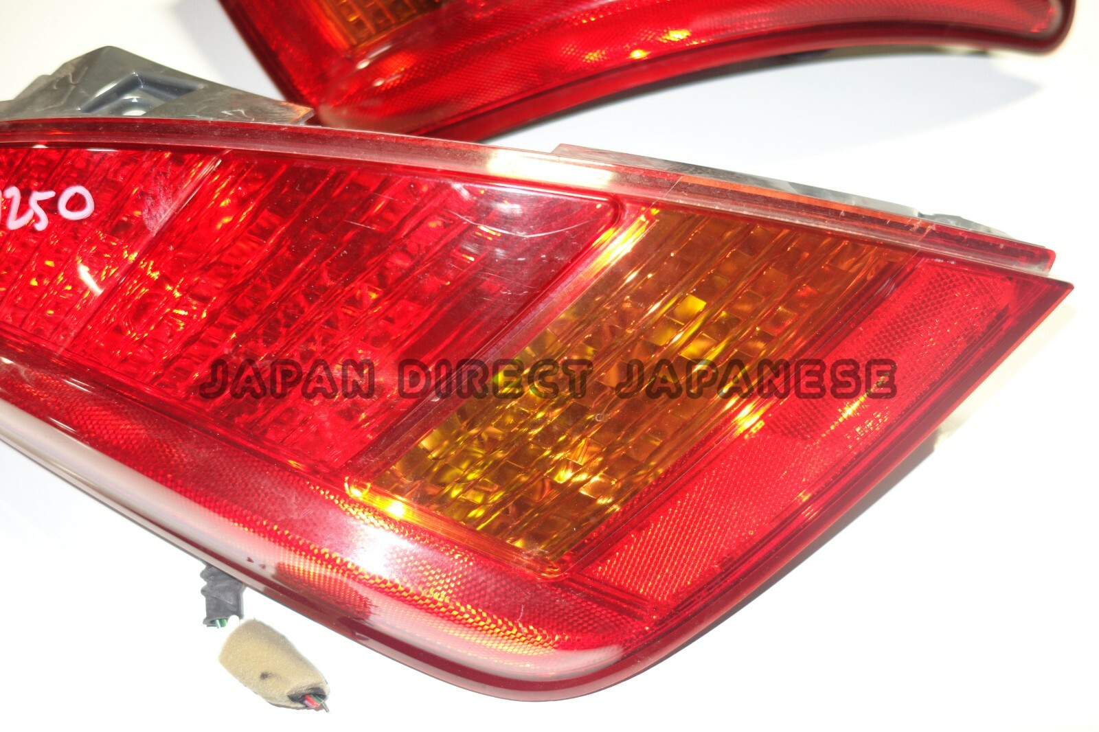 Nissan Murano Genuine Tail Lights Lamps Pair 2003 2004 2005