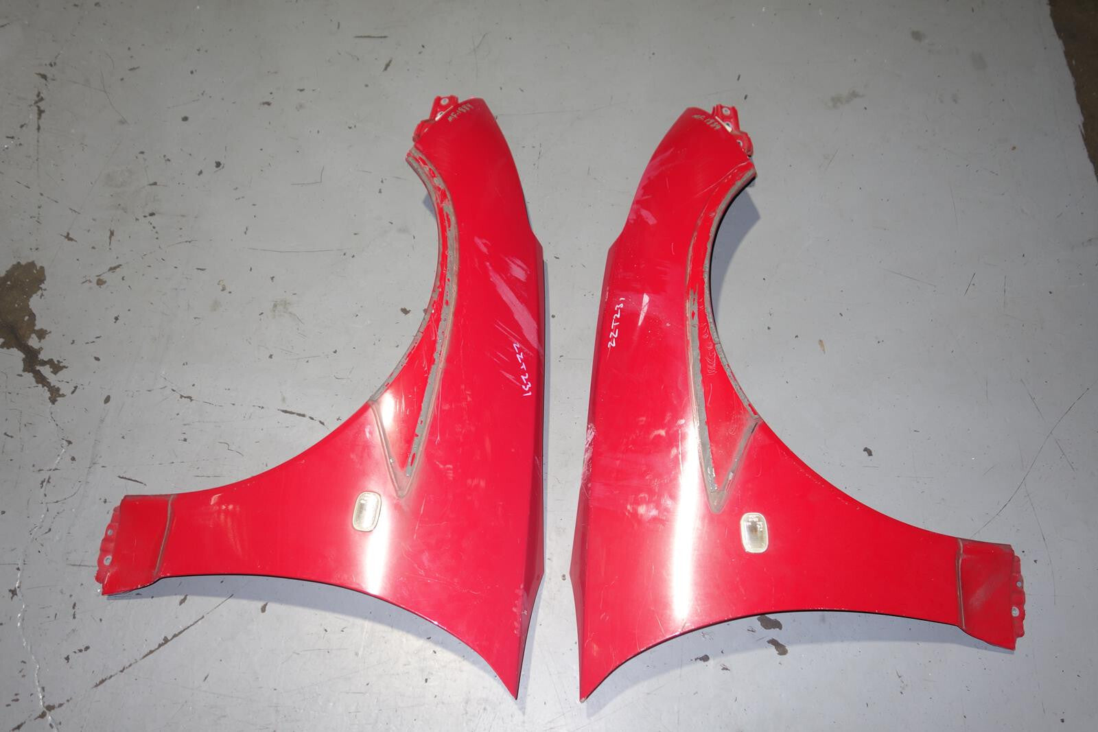 JDM Toyota Celica GT GT-S Fenders 2000-2005 OEM ZZT231 ZZT230