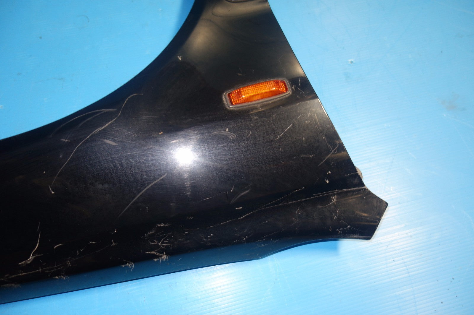 JDM Acura TL 3.2 TL OEM Fender Right RH Passenger Black UA5 With Light 1999-2001