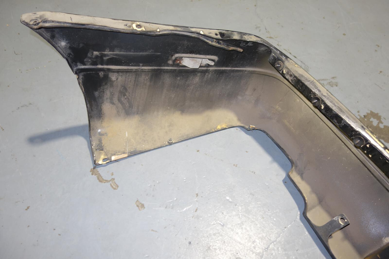 JDM 1990-1996 Nissan 300ZX Fairlady Z32 Non Turbo Rear Bumper Cover Assembly OEM