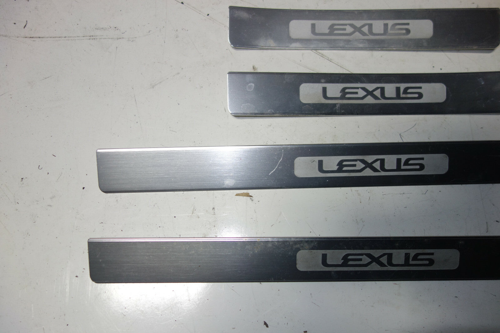 JDM Lexus GS350 GS300 Inner Door Sills Scuff Plates 2006-2011 OEM Japan