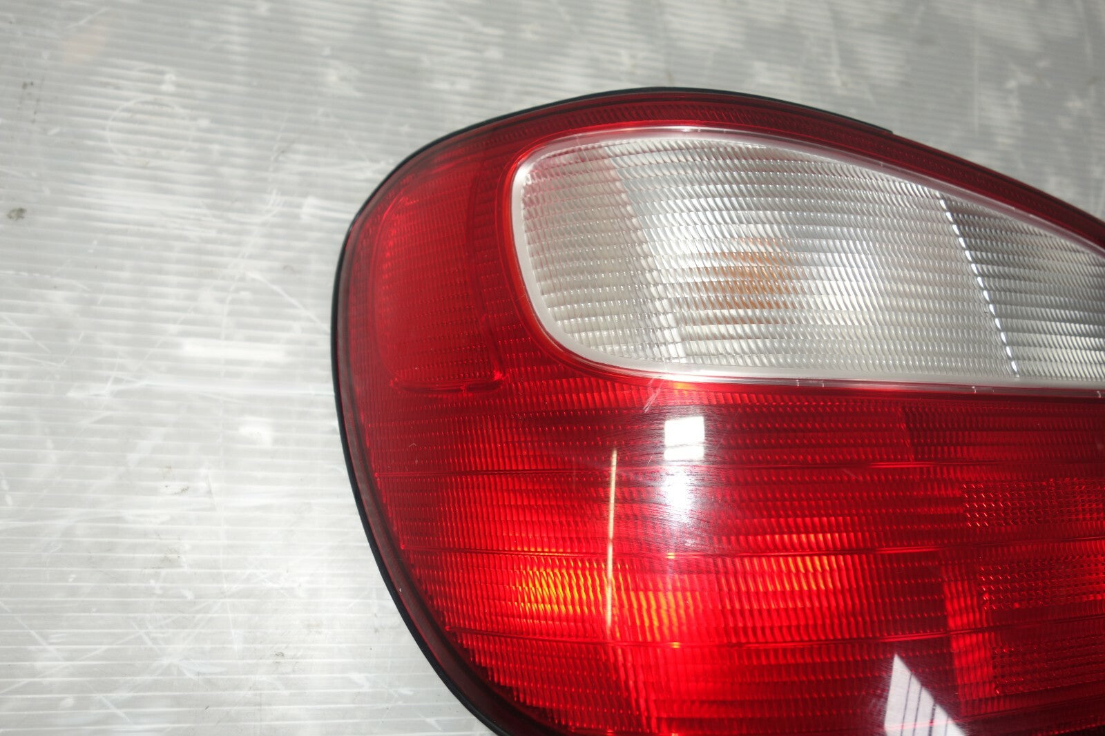 JDM 2002-2003 SUBARU IMPREZA WRX STi V7 OEM TAIL LIGHT TAIL LAMP 4 DOOR SEDAN LH