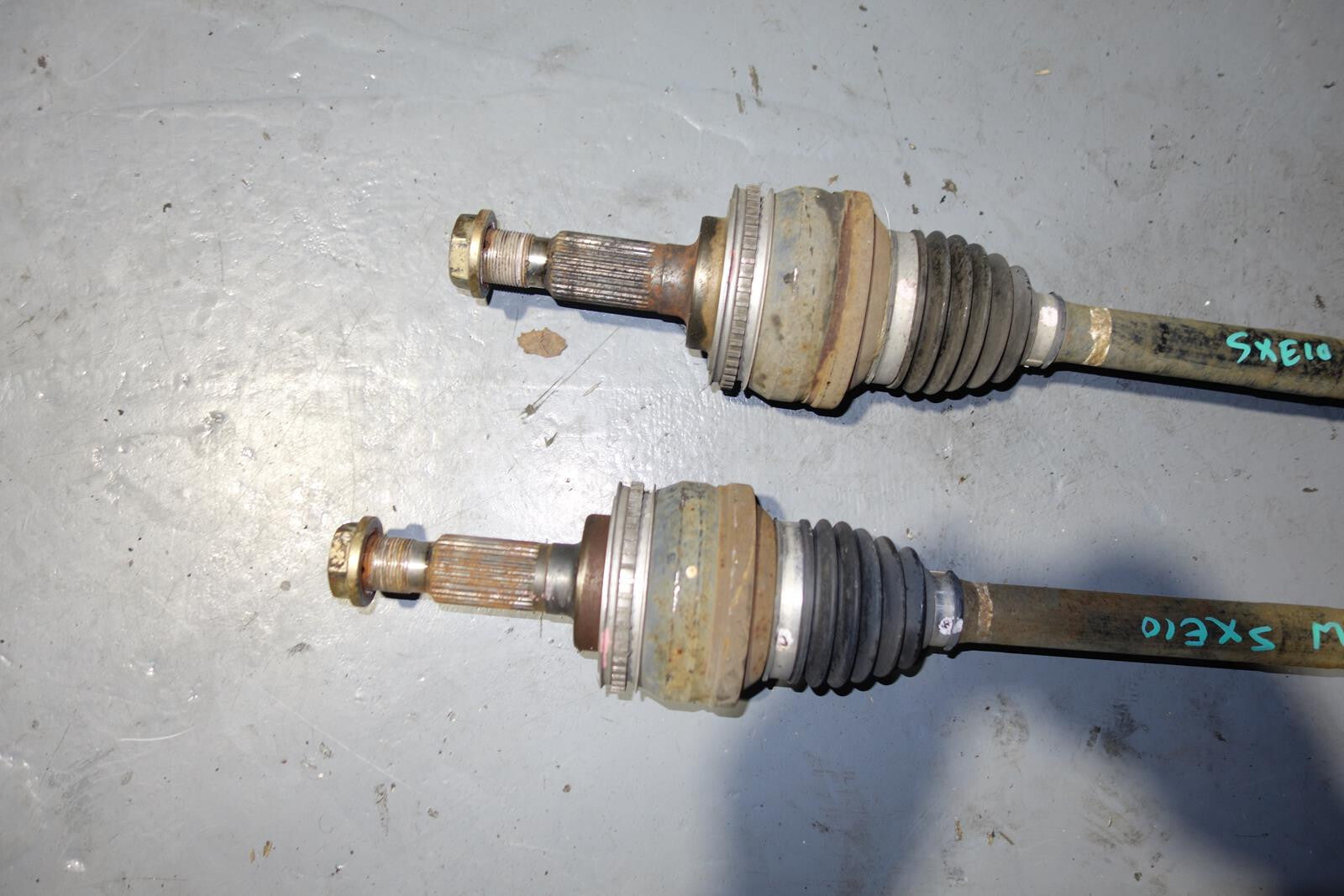 JDM Toyota Altezza 3S-GE Beams 6speed LSD Rear Differential CV Axles 1998-2005
