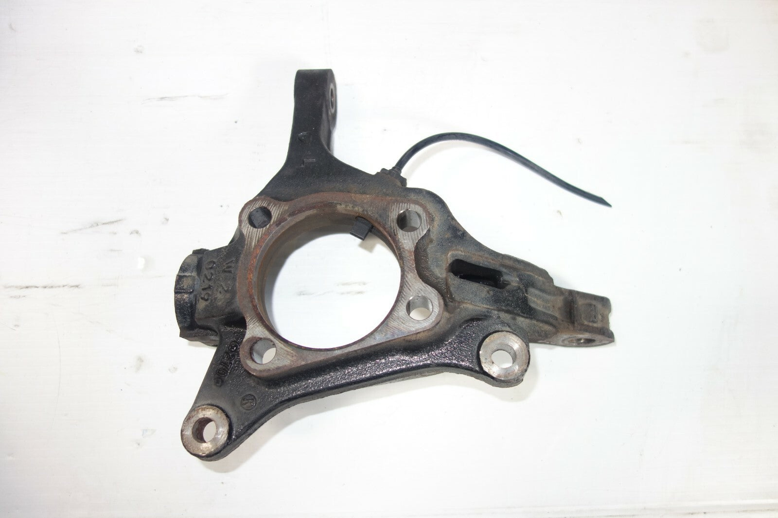 Subaru Legacy Knuckle Legacy Outback Knuckle Spindle Front OEM 2005-2014 L & R