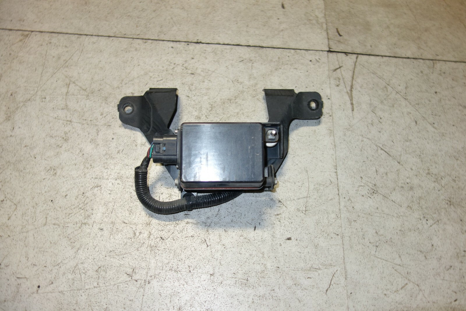 JDM Honda Accord Inspire Front Millimeter Wave Radar Sensor 2008-2012 36800-ta1