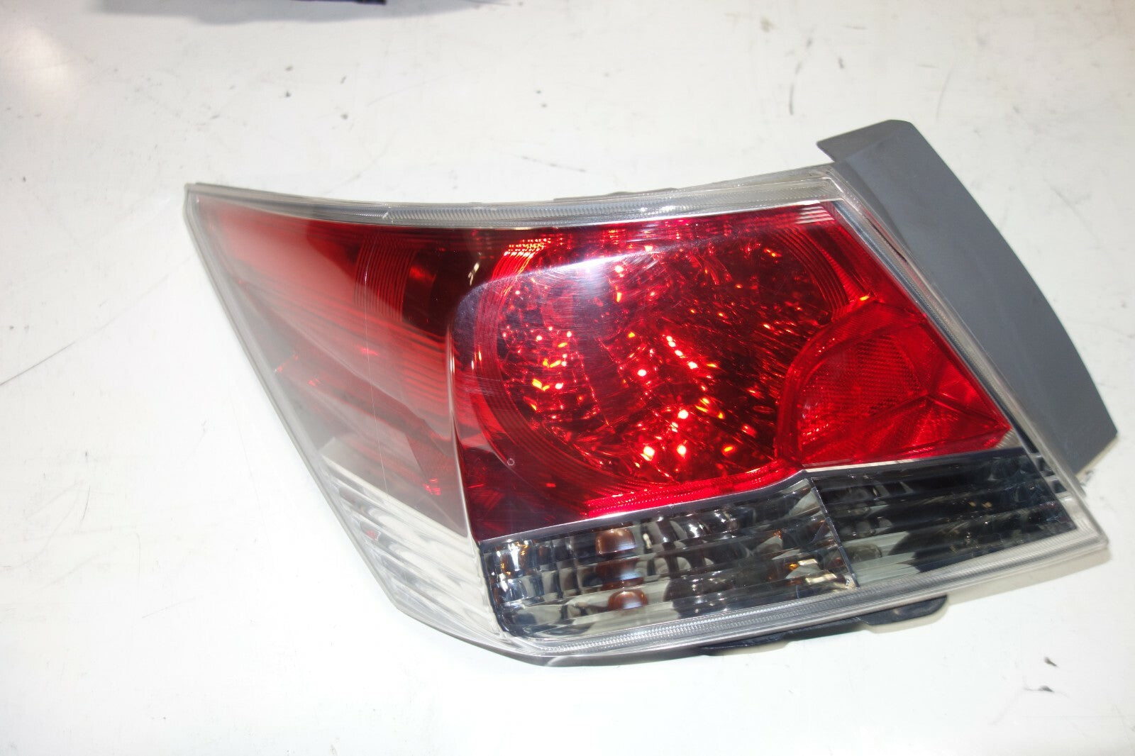 JDM GENUINE HONDA ACCORD INSPIRE CP3 OEM TAIL LIGHTS TAIL LAMPS 4 DOOR 2008-2012