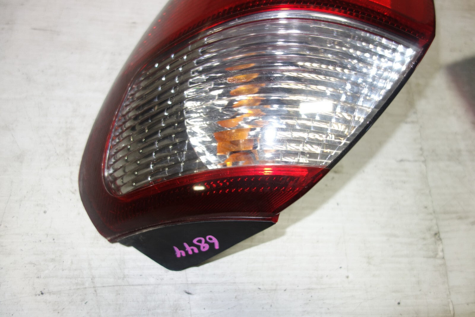 JDM Subaru Legacy Wagon Taillights BH5 Left & Right 2000 2001 2002 2003 2004