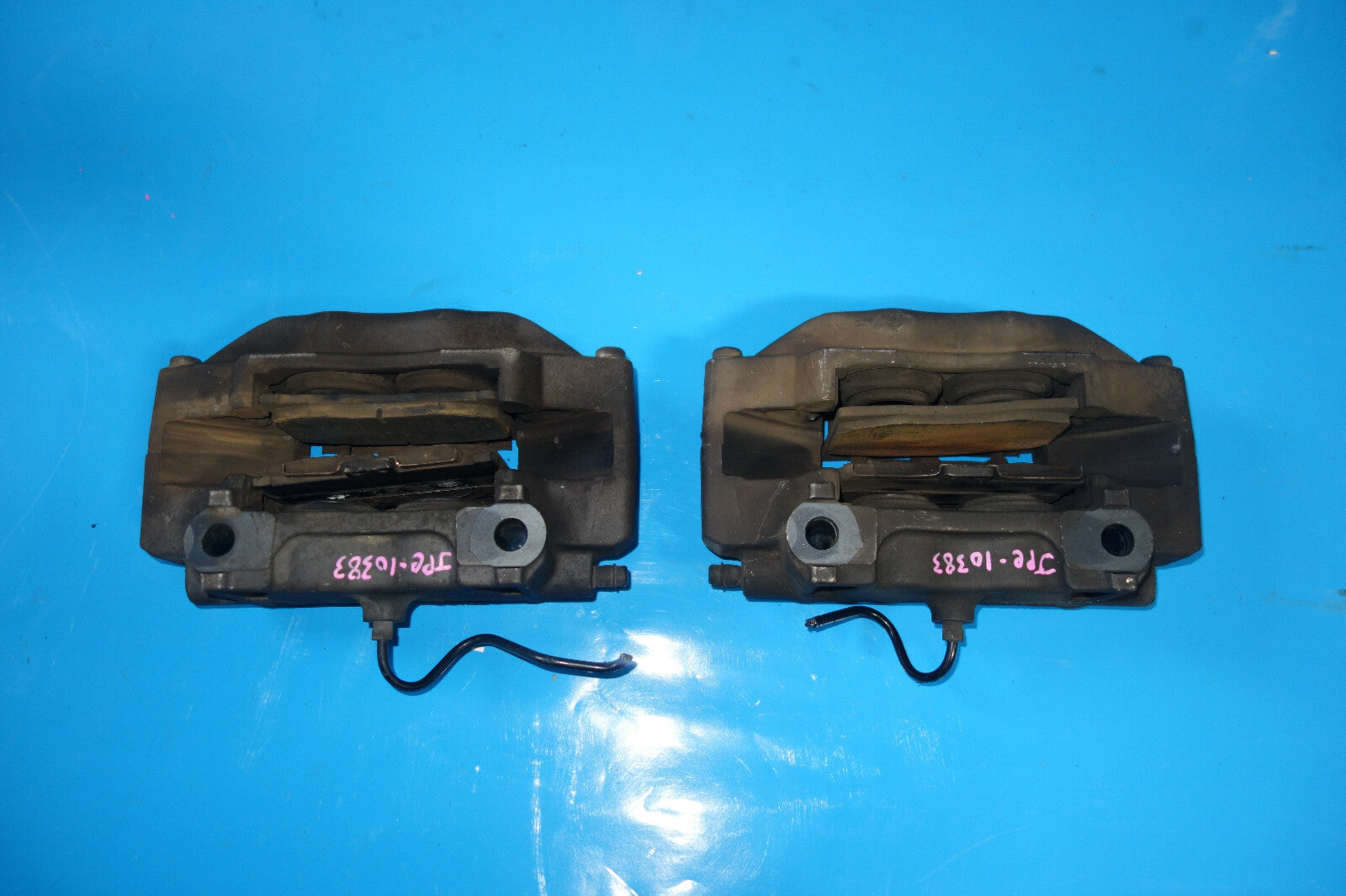 Acura RL OEM Big Front 4 Pot / Piston Advics Brake Calipers OEM 2005-2012 JDM
