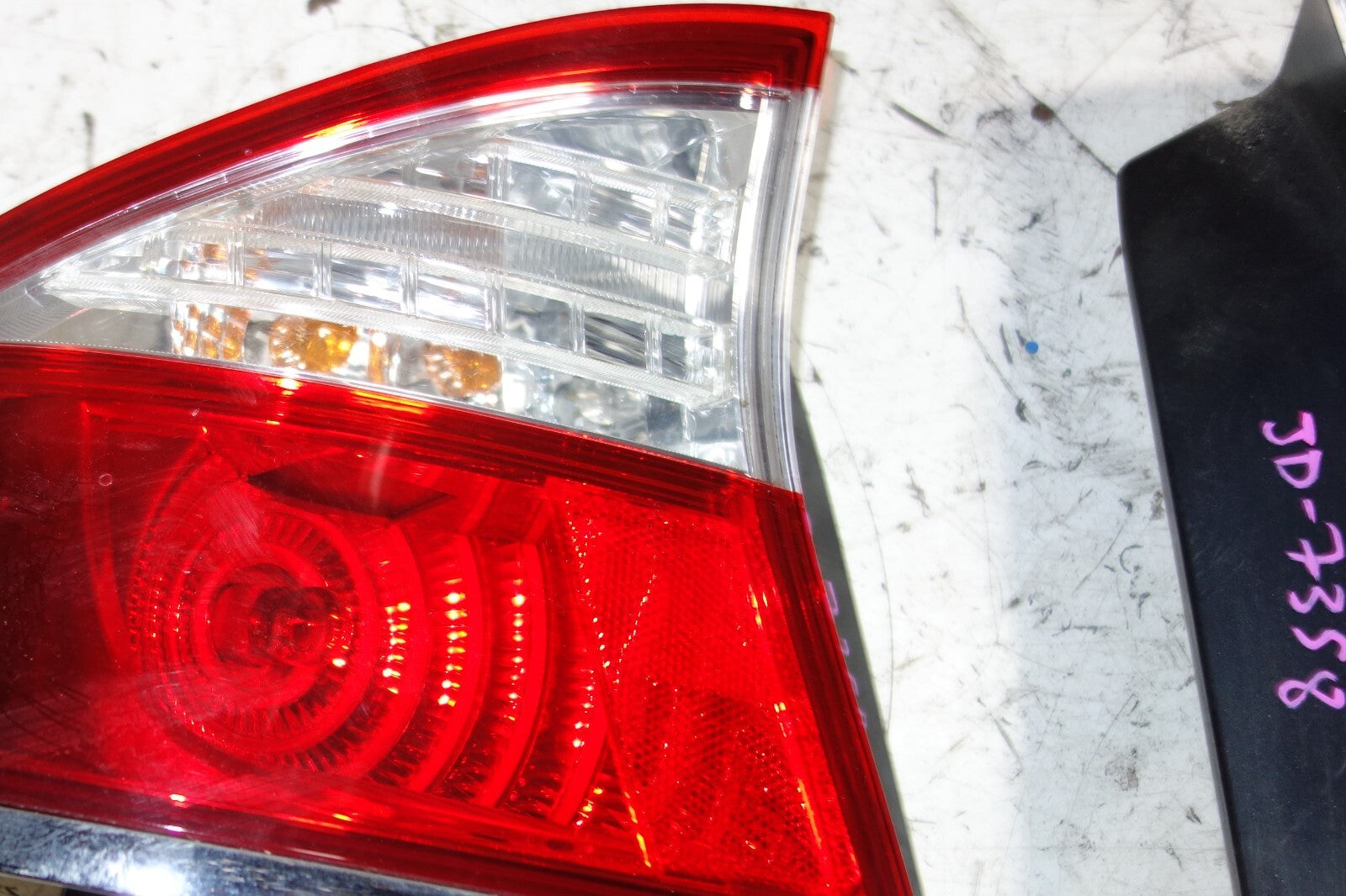 JDM SUBARU LEGACY BL5 OEM USED TAIL LIGHTS LAMPS 4 DOOR SEDAN 2005-2009