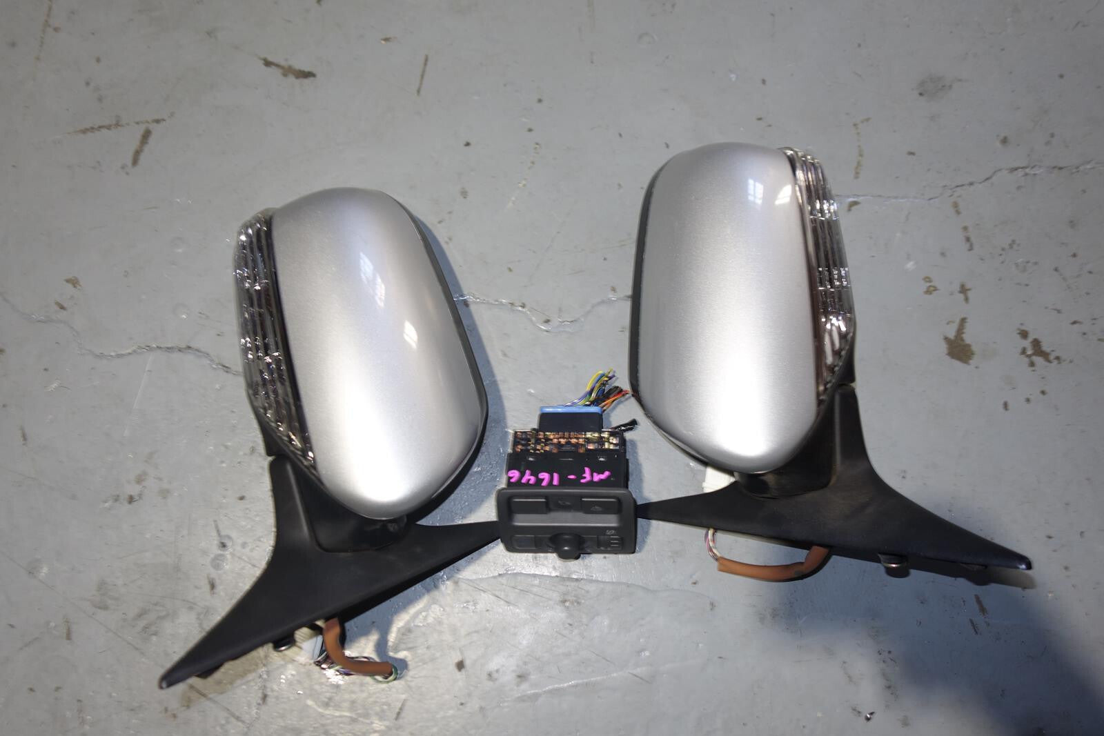 JDM Subaru Legacy Power Folding Mirrors Heated Signal Lights 2005-2009 BP BL