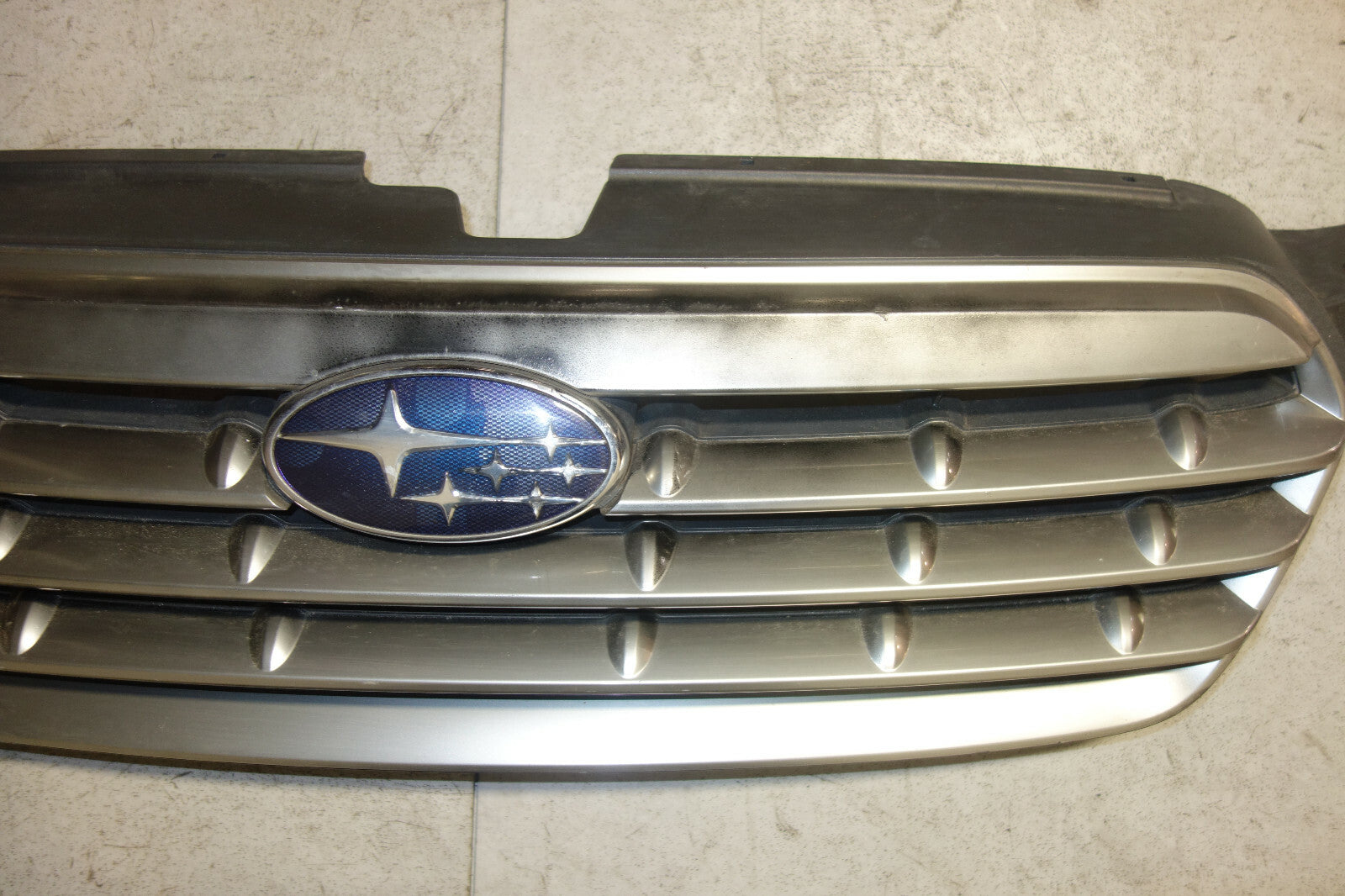 JDM Subaru Legacy Outback Grille 2008 2009 91121-ag160 OEM Japan