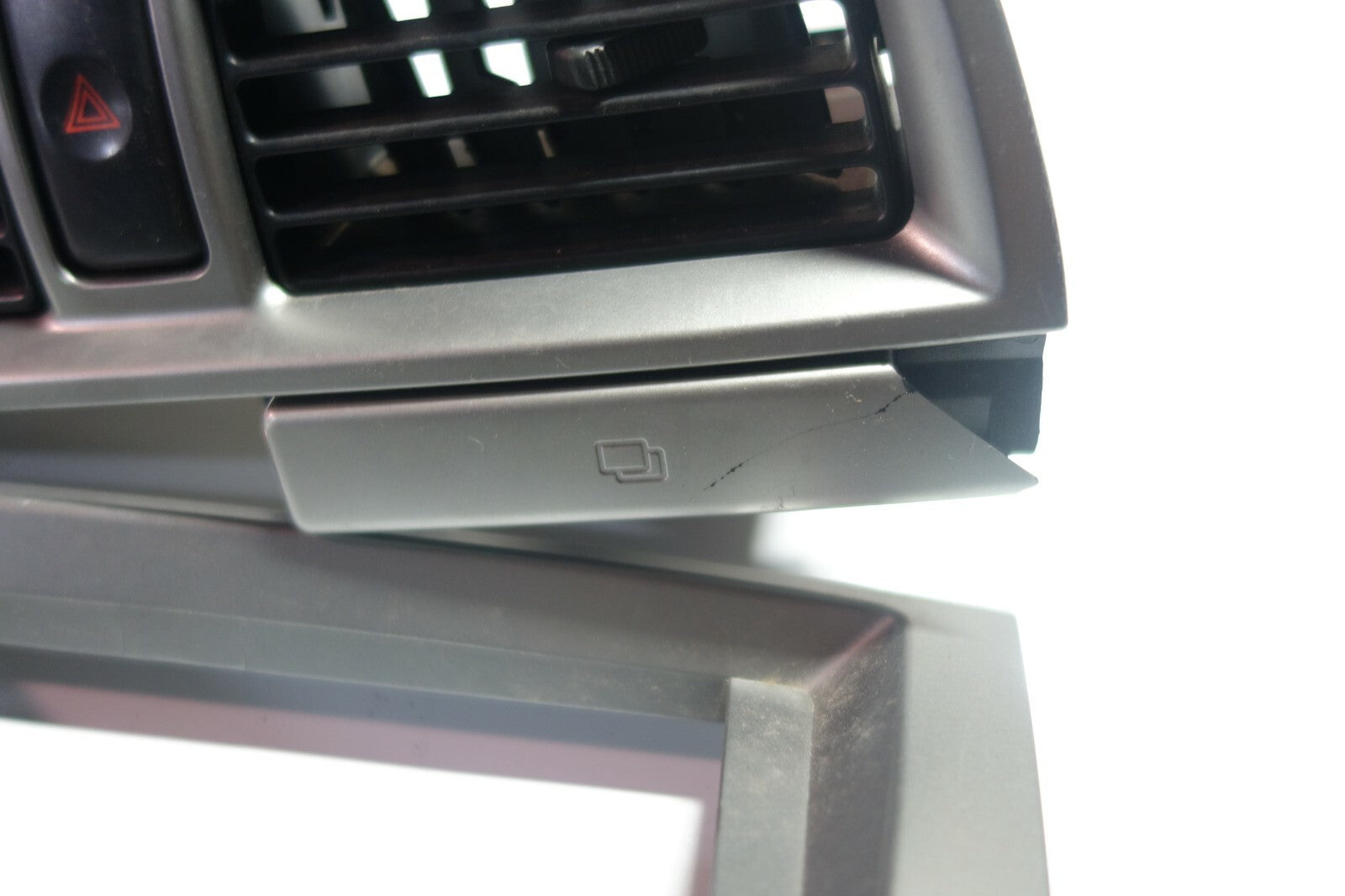 2002-2005 JDM Subaru Impreza WRX STi Climate Control Dash Vents Console GDB