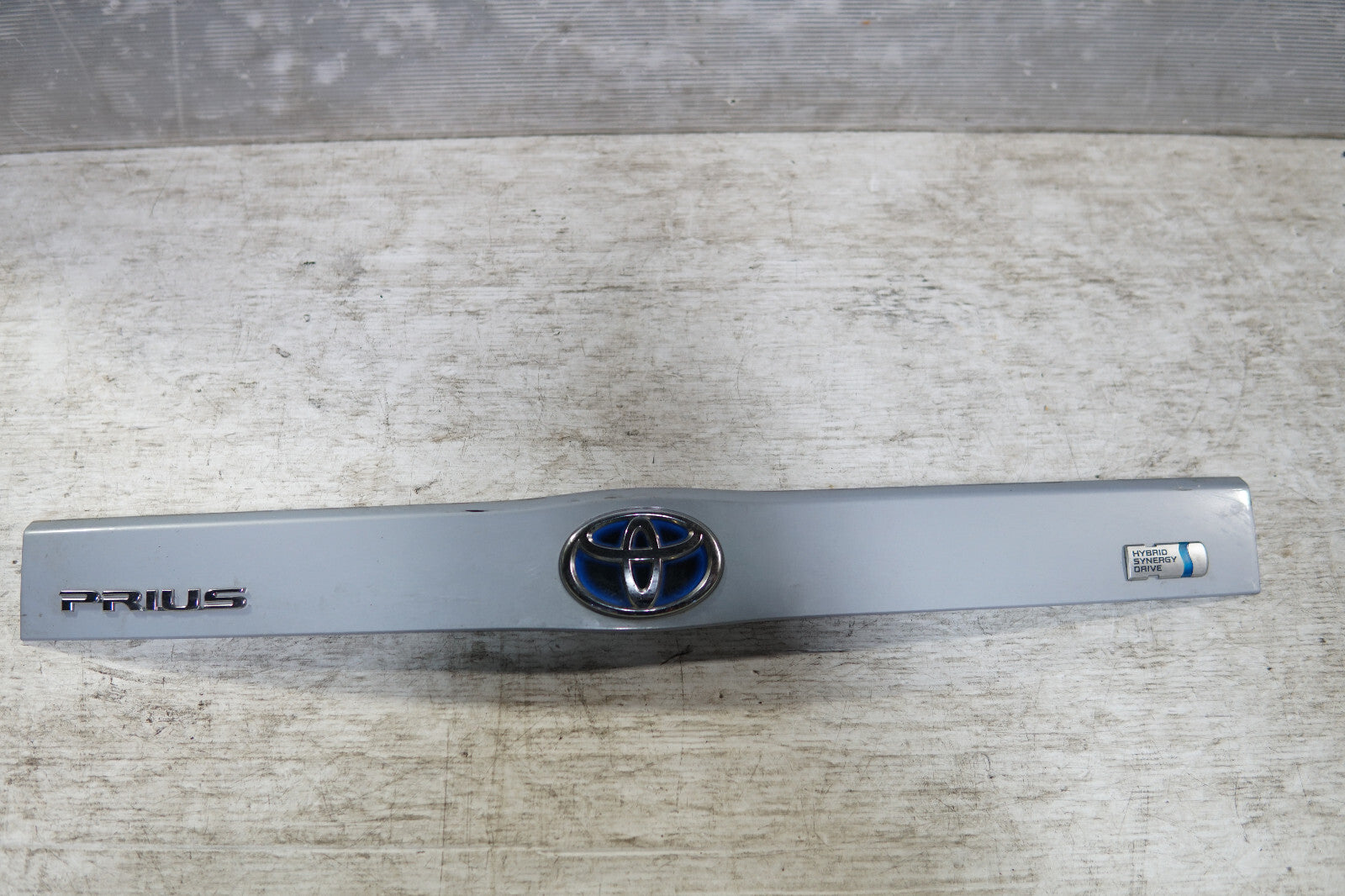 JDM Toyota Prius Rear Garnish Center Liftgate 2010-2015 OEM Genuine