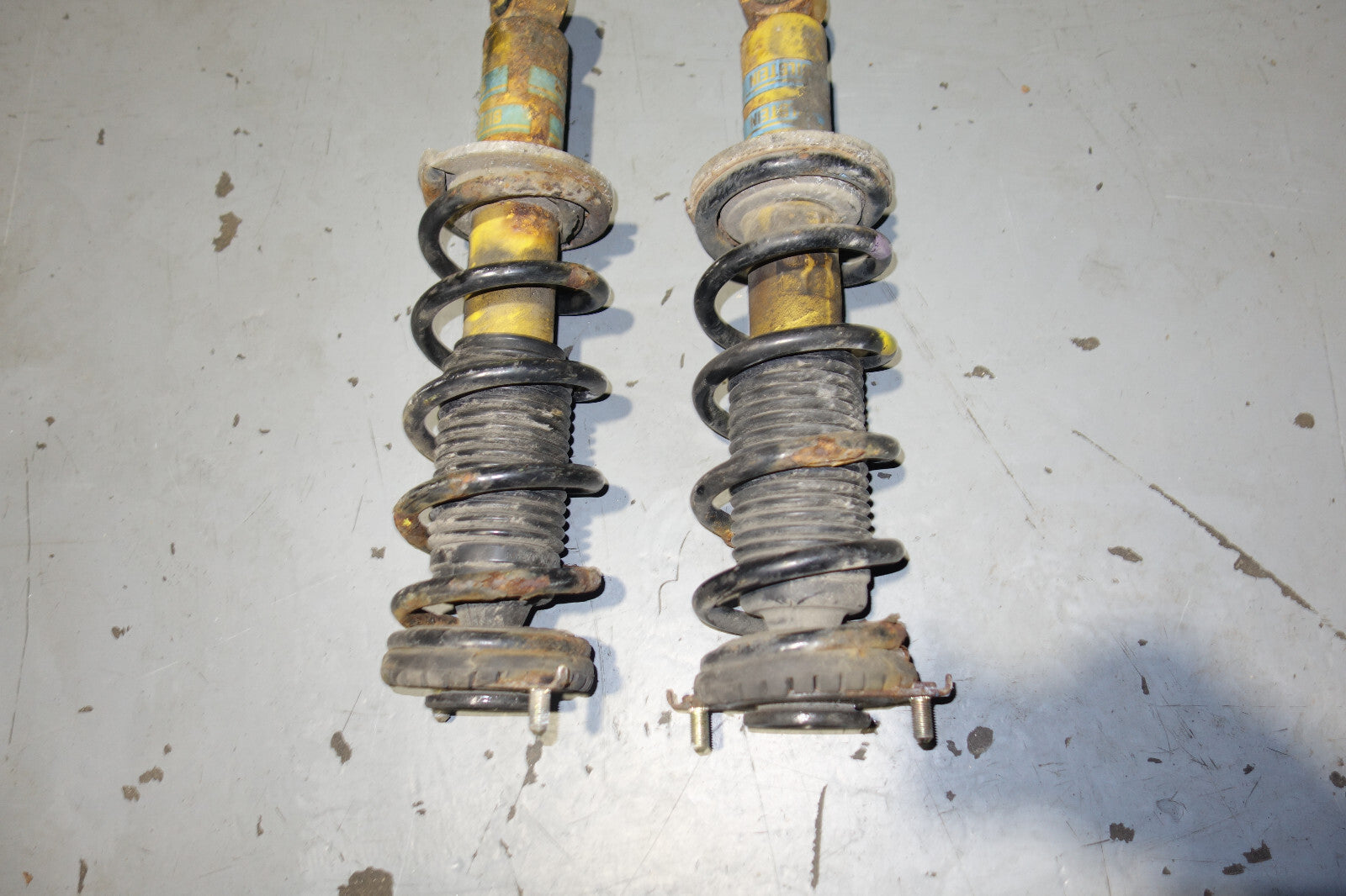 JDM Subaru Legacy Bilstein Rear Shocks Coil Springs Strut Suspension 1998-2004