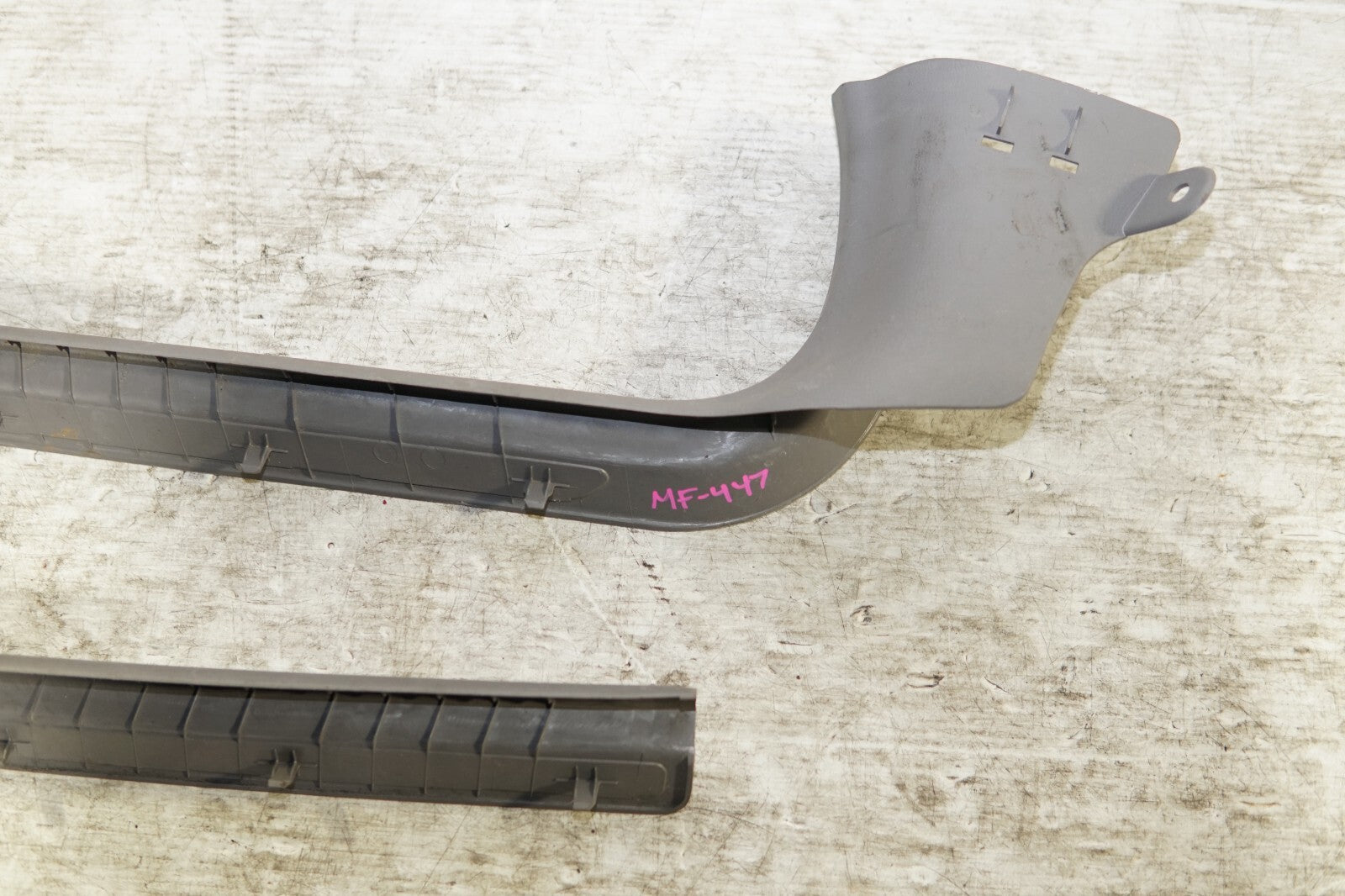 Subaru Forester Door Sills Genuine Rh LH 2003-2008 MF-447
