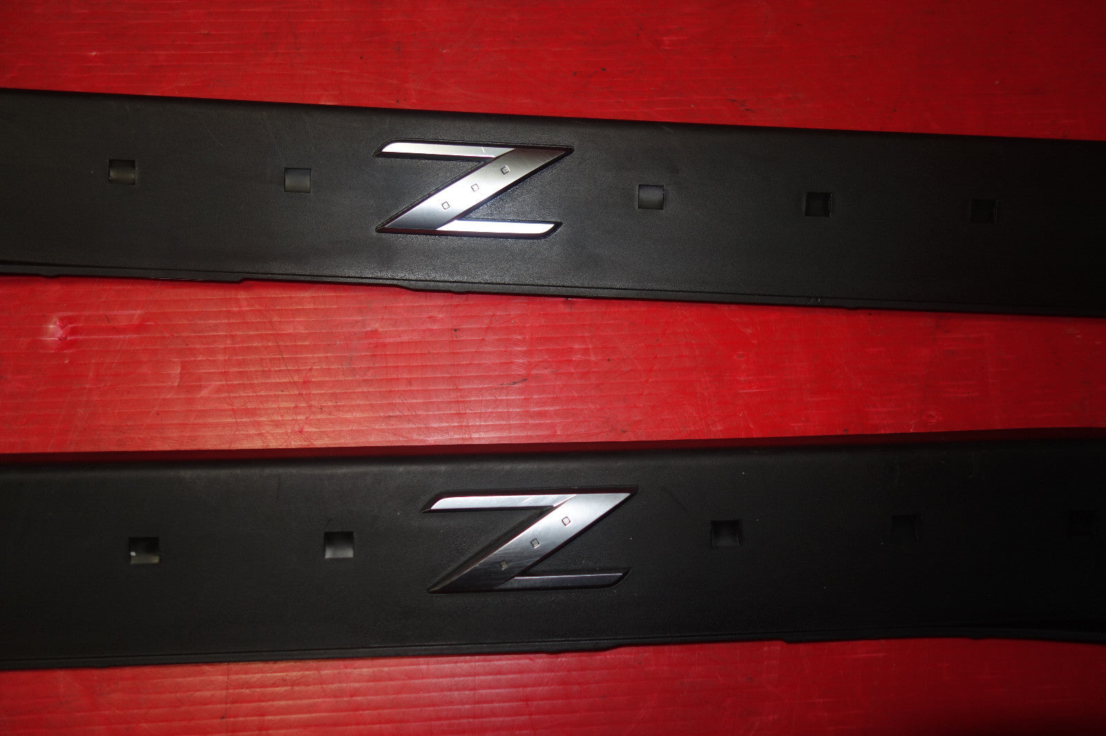 JDM Nissan 350z Z33 OEM Door Sills Side Steps Trim Panel 2003-2005 #5478
