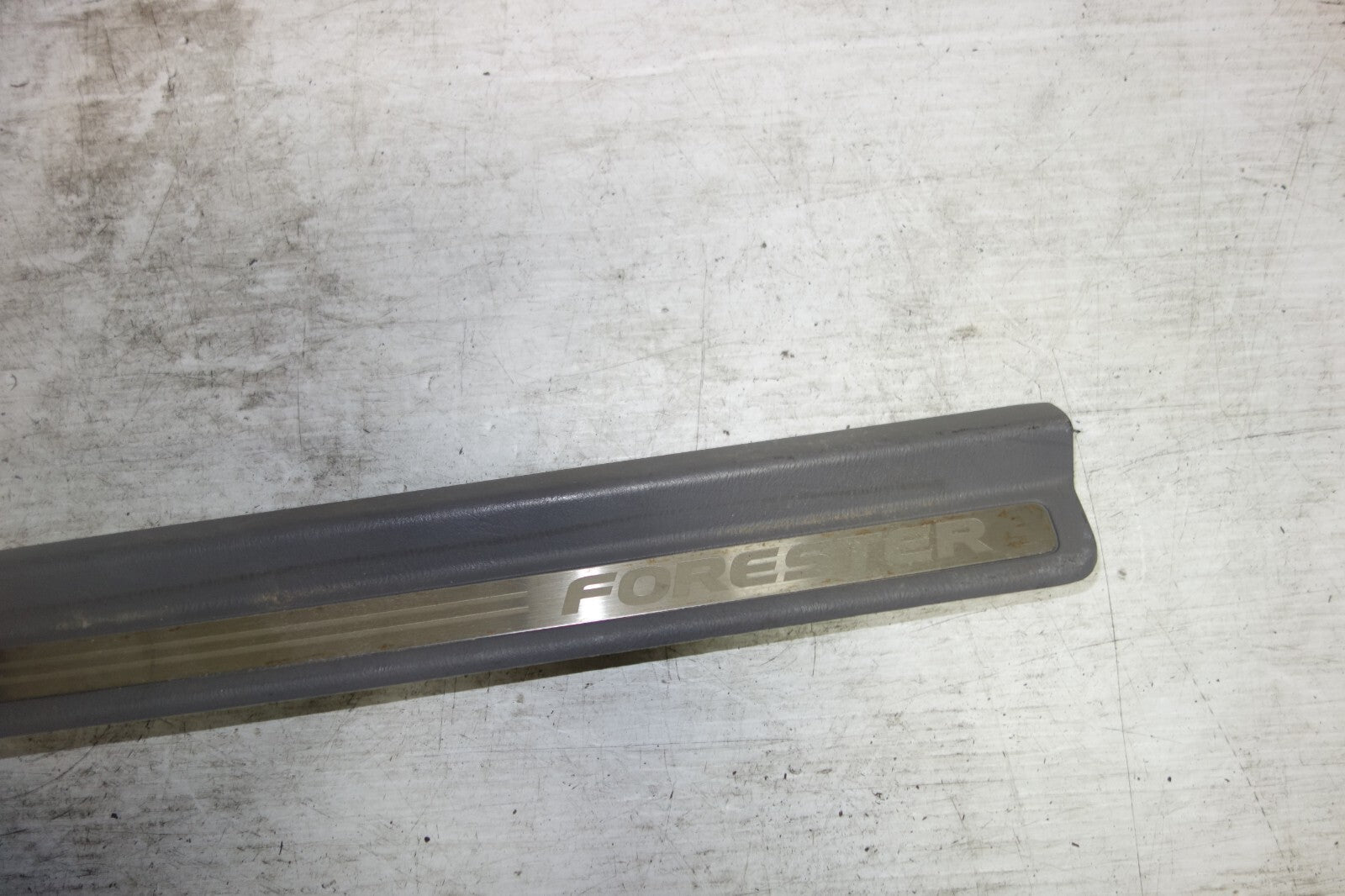 Subaru Forester Door Sills Genuine Rh LH 2003-2008