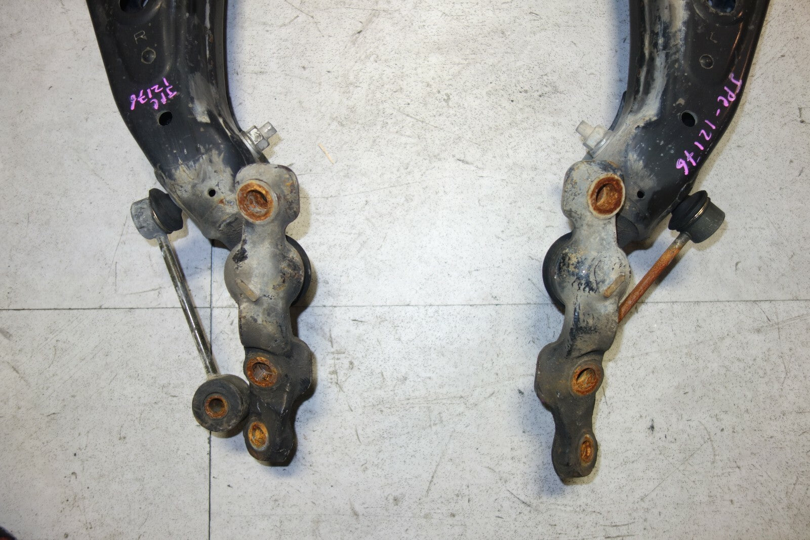 JDM Lexus LS430 Toyota Celsior Front Lower Control Arms OEM 2001-2006 Genuine