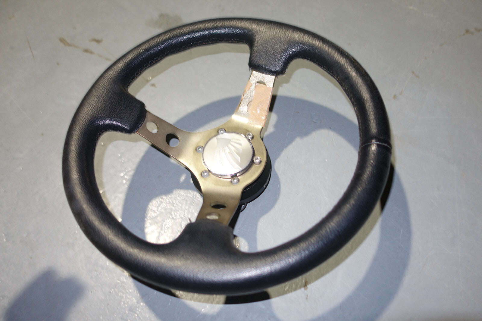 JDM Toyota Celica Steering Wheel & hub ZZT231 ZZT230 2001-2005