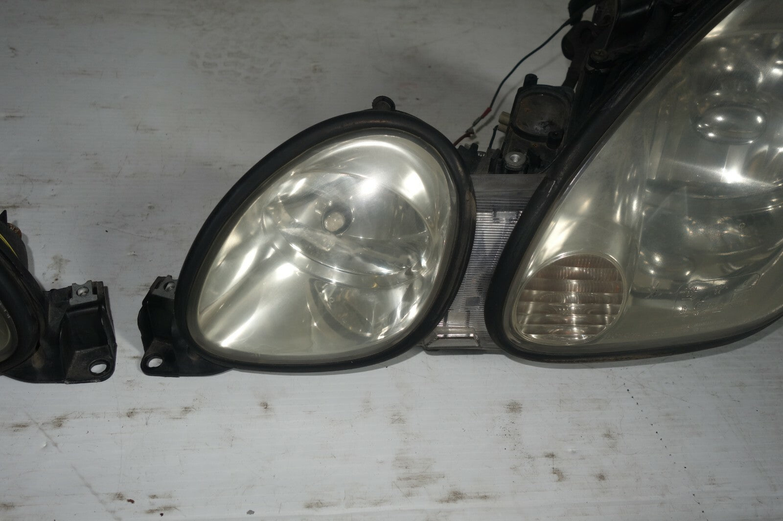 JDM 1998-2005 TOYOTA ARISTO LEXUS GS300 HID HEAD LIGHTS HEADLAMPS TOYOTA JZS161
