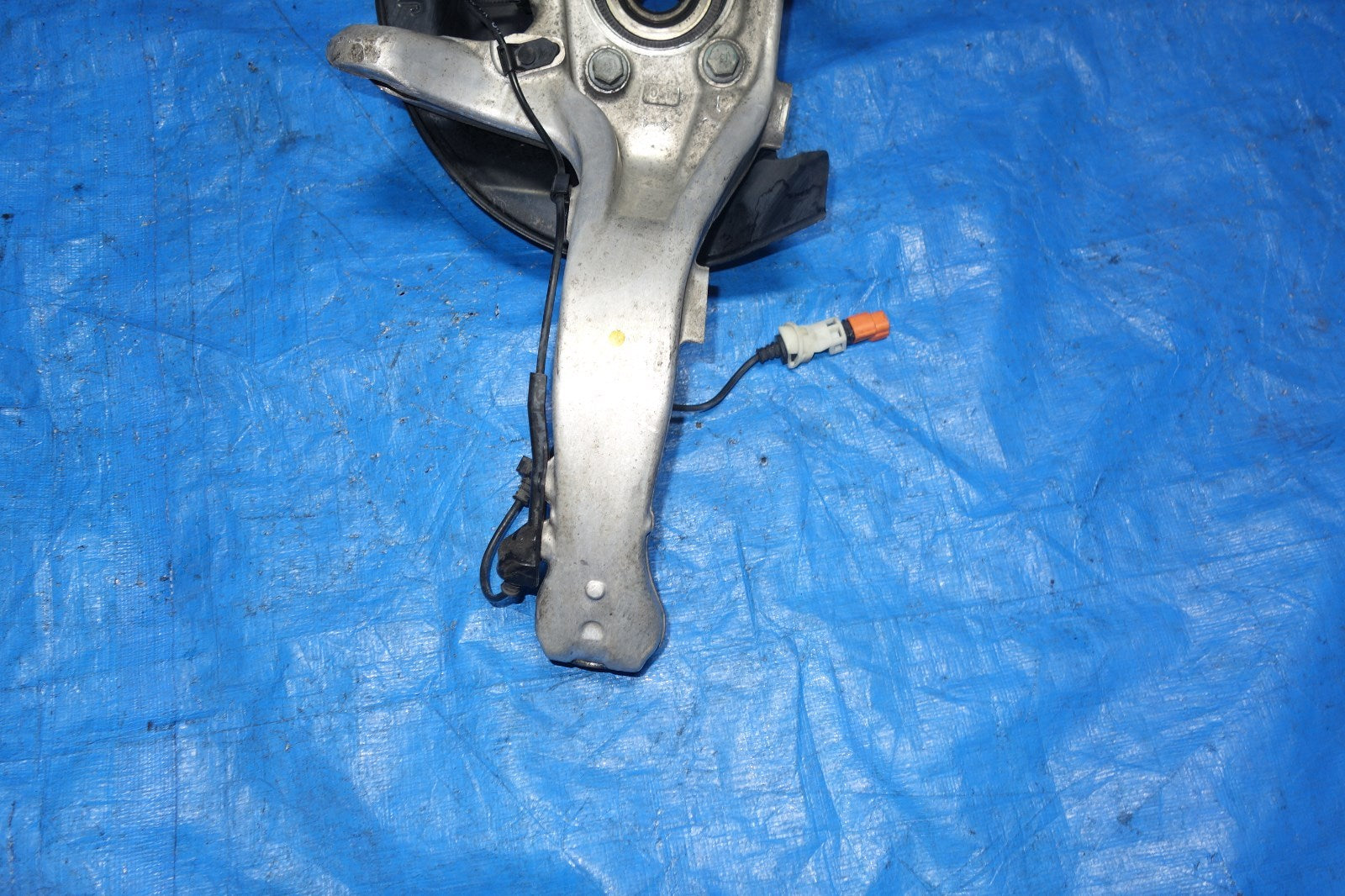 Acura RL Front RH Right Side Wheel Hub Bearing Knuckle Spindle Hub 2005-12 JDM