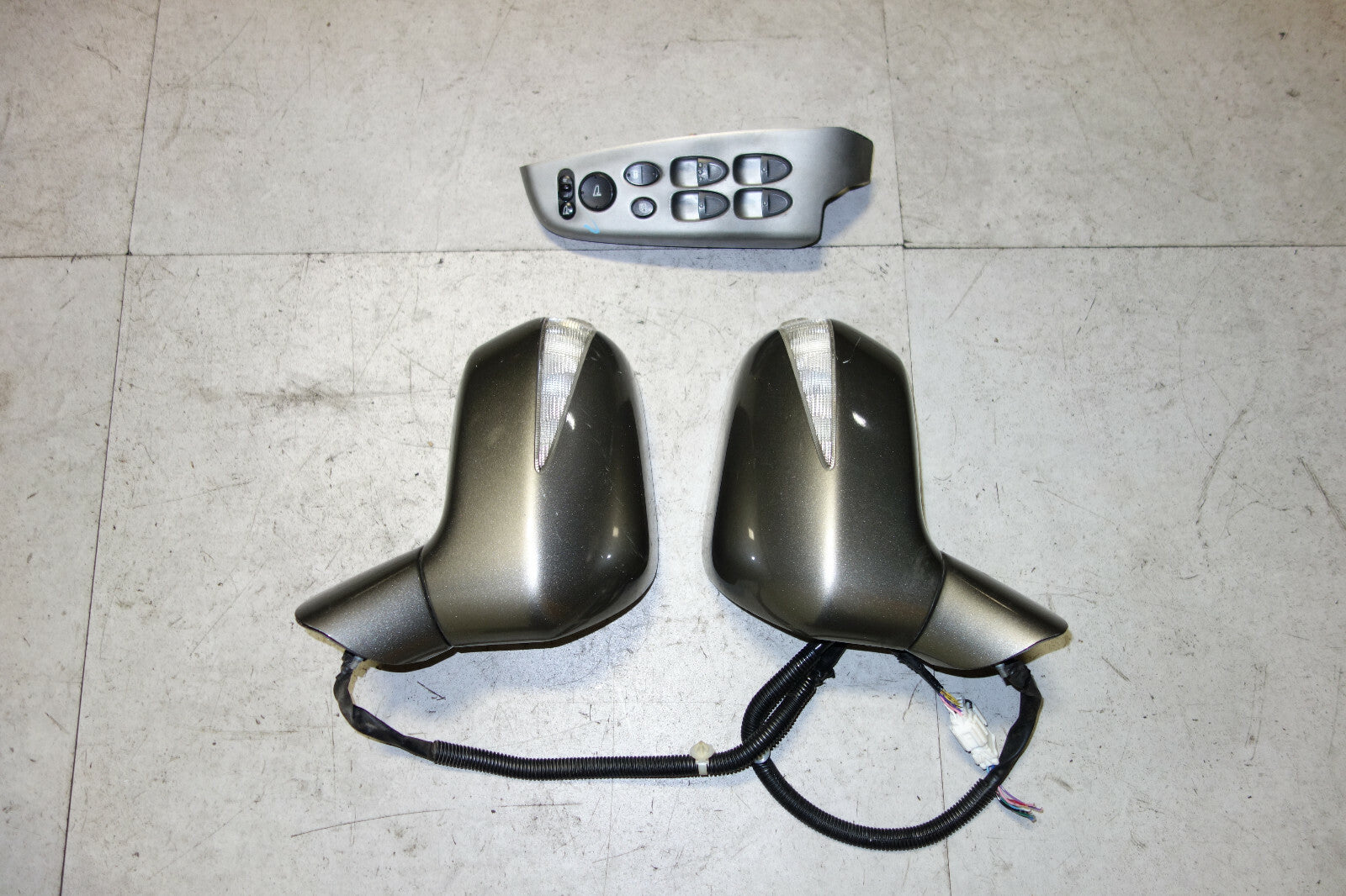 JDM Honda Civic CSX FD1 FD2 Power Folding Mirrors w/ Signal Lights 2006-2011 OEM
