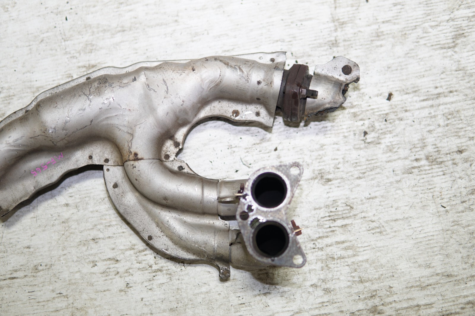 JDM Subaru Impreza / Forester / Legacy Outback Exhaust Manifold NA 2000-2005