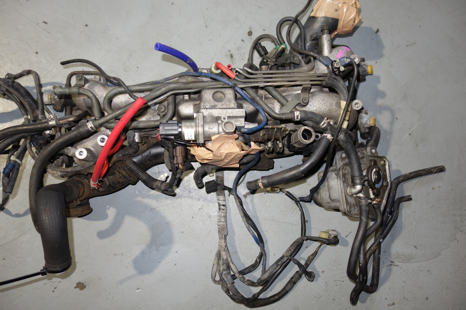 JDM Subaru Legacy B4 EJ208 EJ206 Twin Turbo Intake Manifold BOV Injectors 00-04
