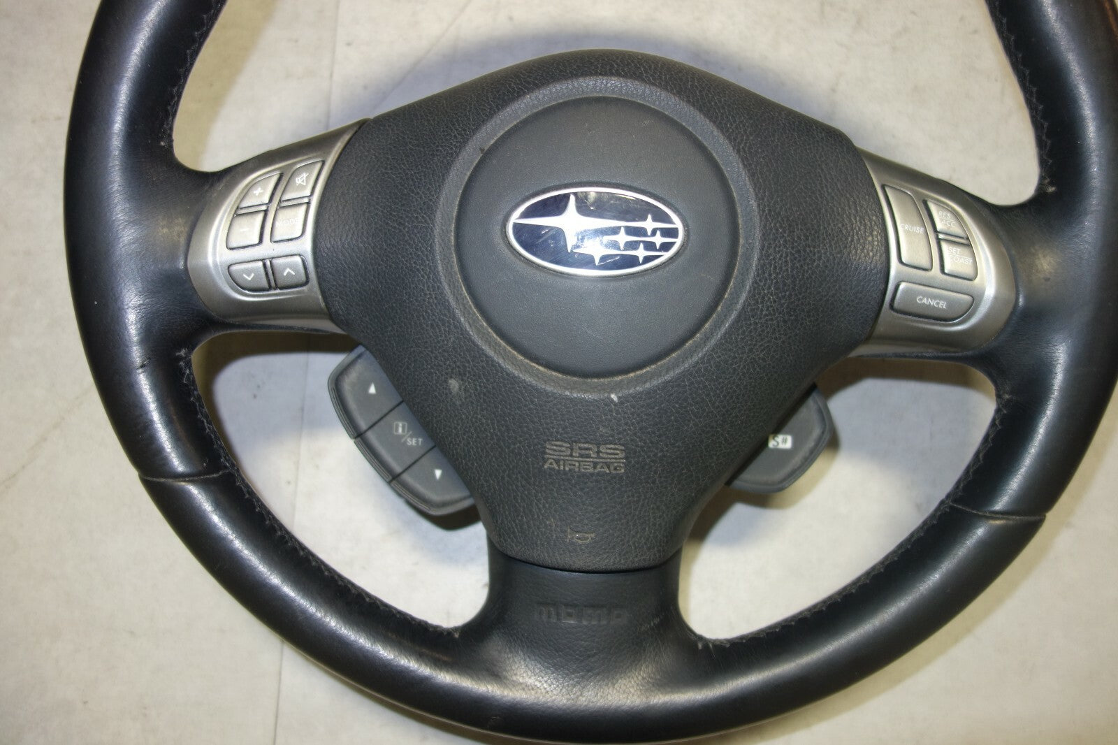 JDM Subaru Legacy Outback MoMo Steering Wheel OEM 2005-2009 Japan