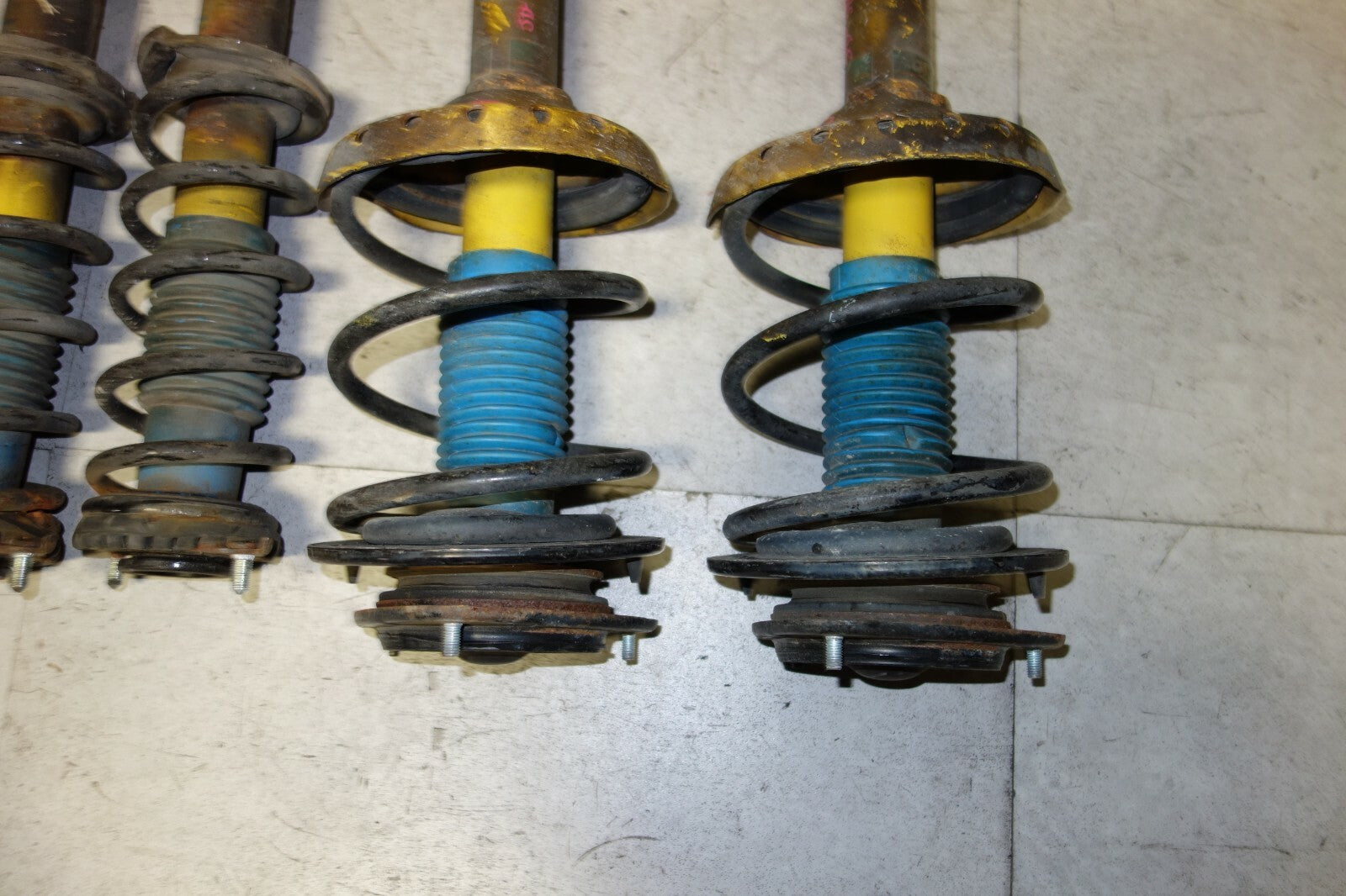 JDM Subaru Legacy B8 Performance Shocks Struts Springs Suspension 2005-2009